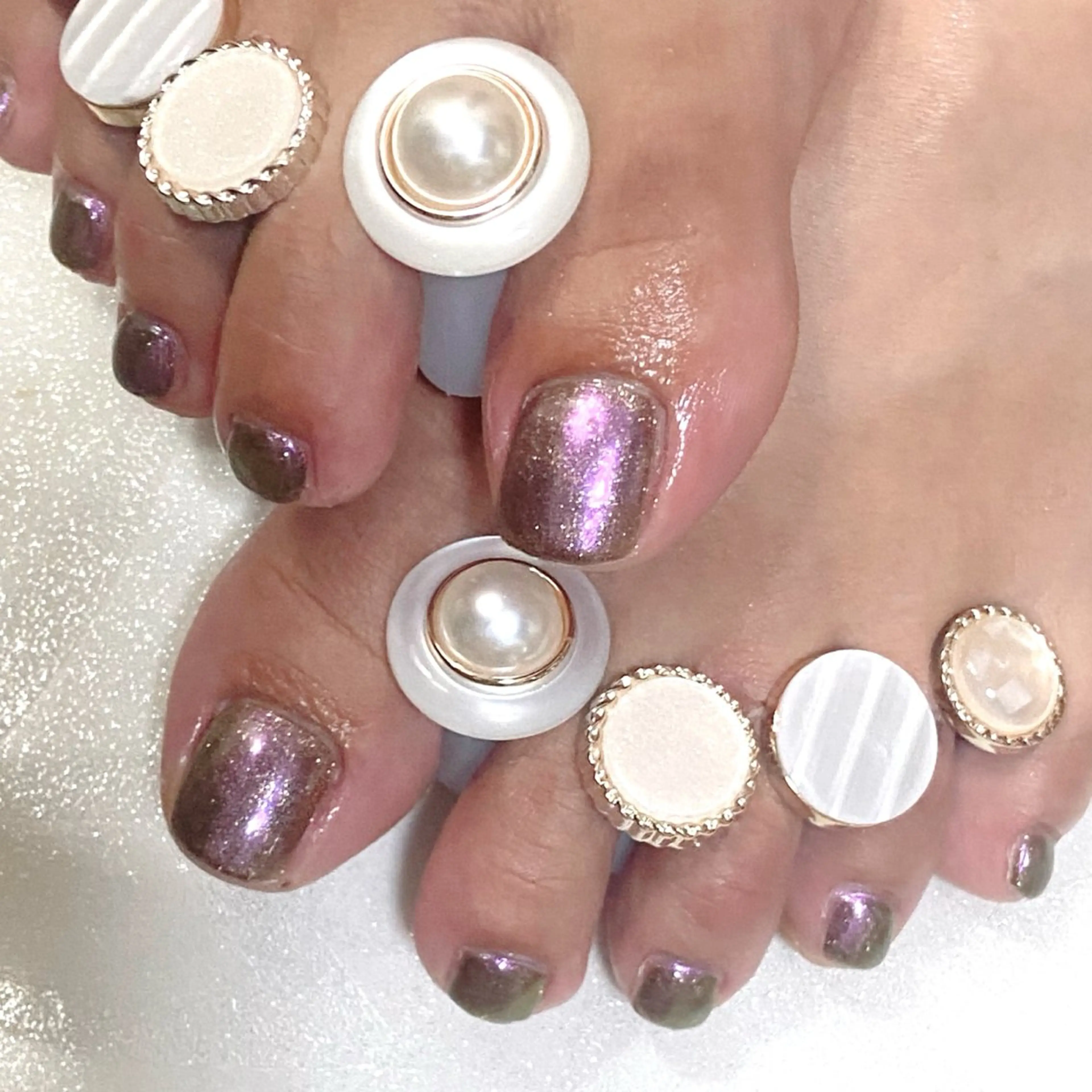 ネイル オーロラネイル ブラウン ラメ(グリッター) ミラーネイル nail salon MARuのネイルデザイン