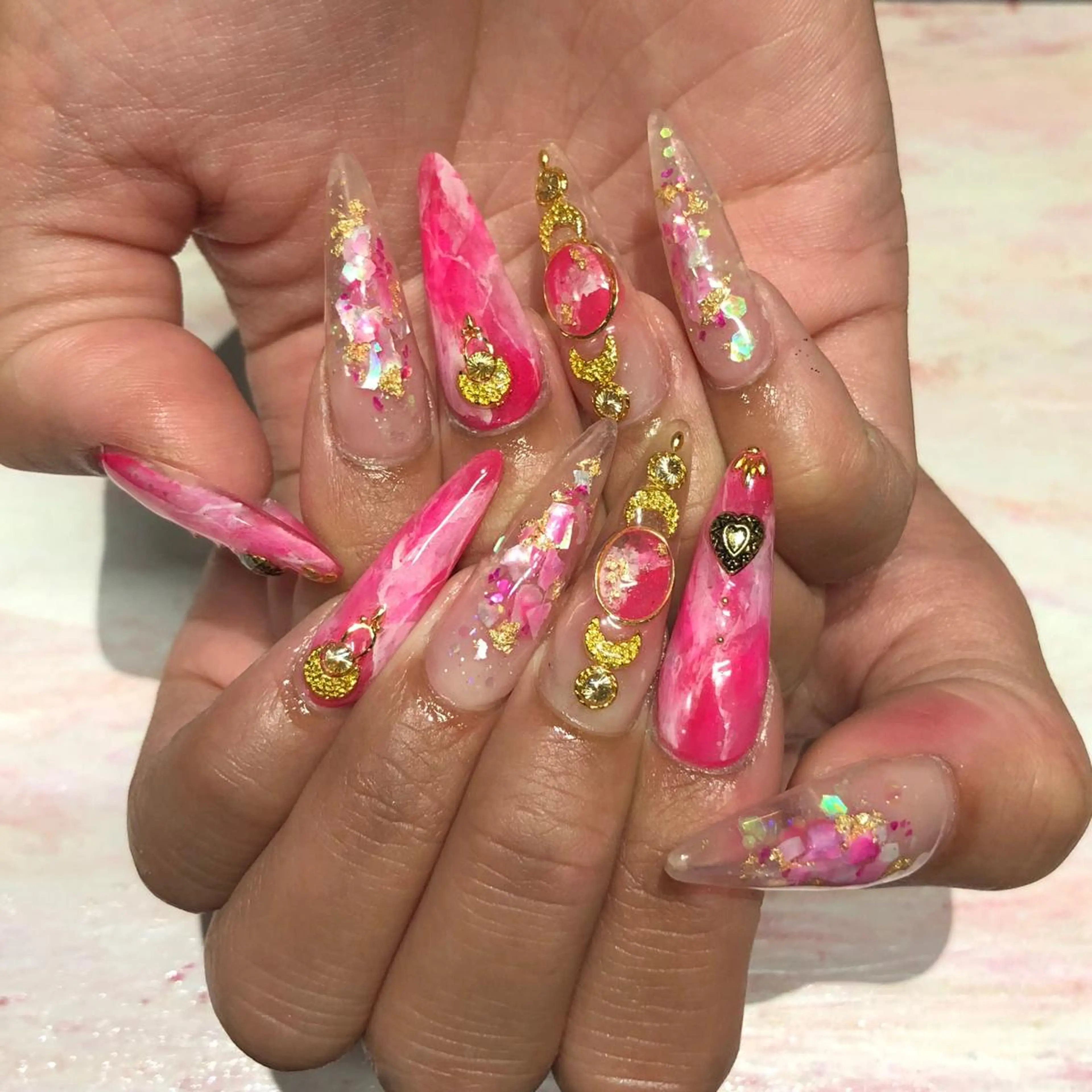 ネイル crestnail所属・小林 束紗のネイルデザイン