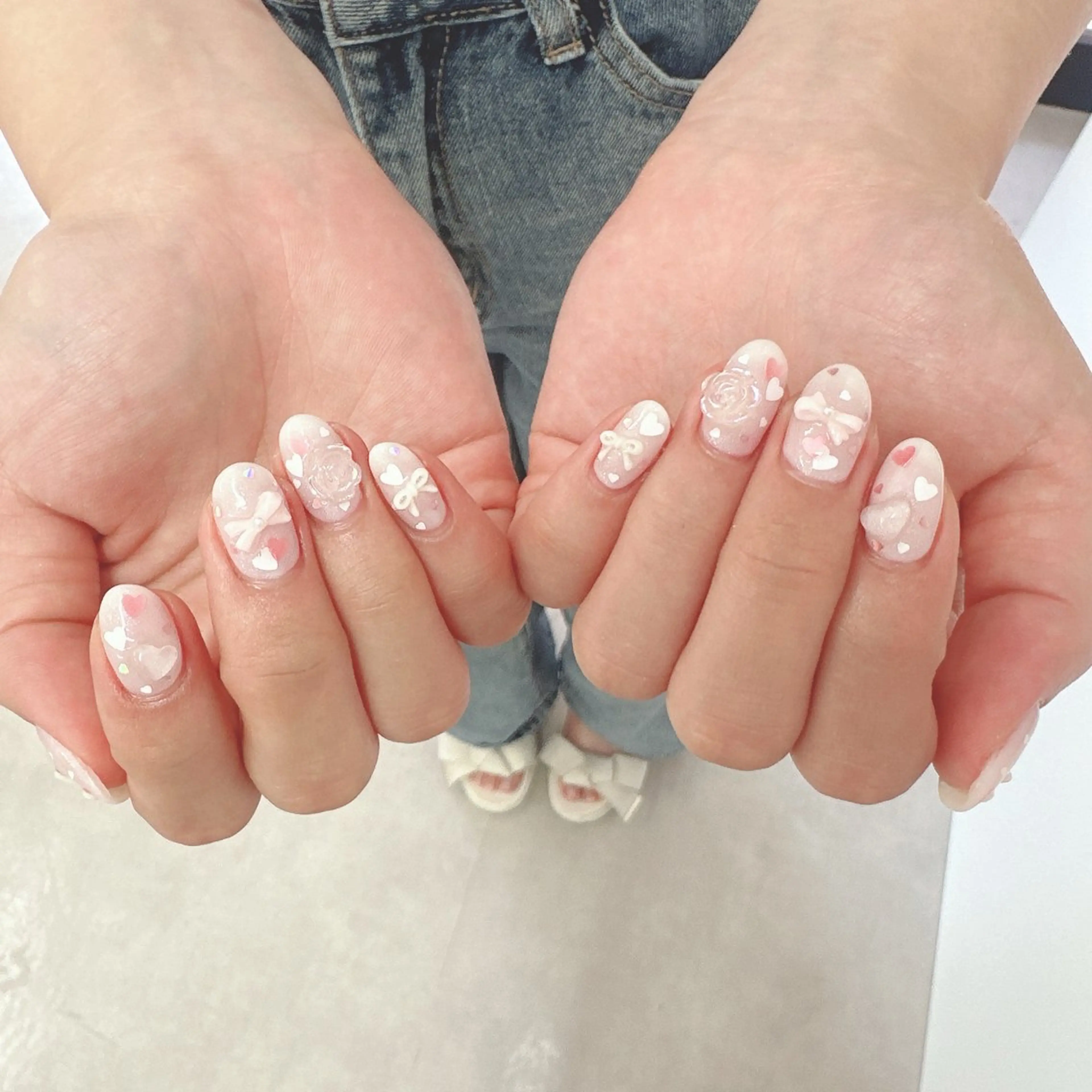 ネイル アートネイル ジェルネイル グラデーション キラキラネイル ラメ(グリッター) ハンドネイル Viola Nailsalon所属・Viola. 優花のネイルデザイン