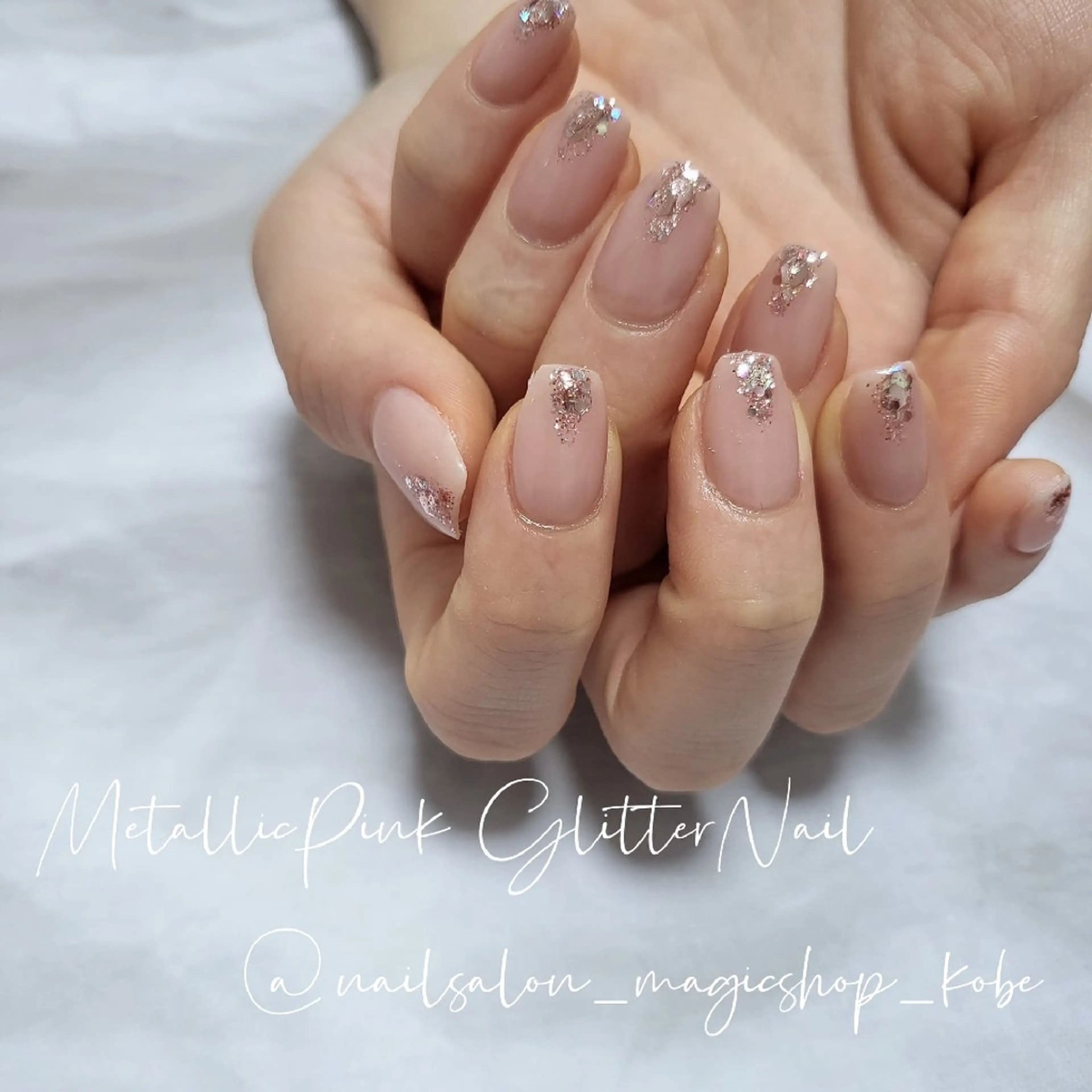 ネイル ジェルネイル ラメ(グリッター) ワンカラーネイル ピンク ソフトジェル ハンドネイル Nailsalon MagicShopのネイルデザイン