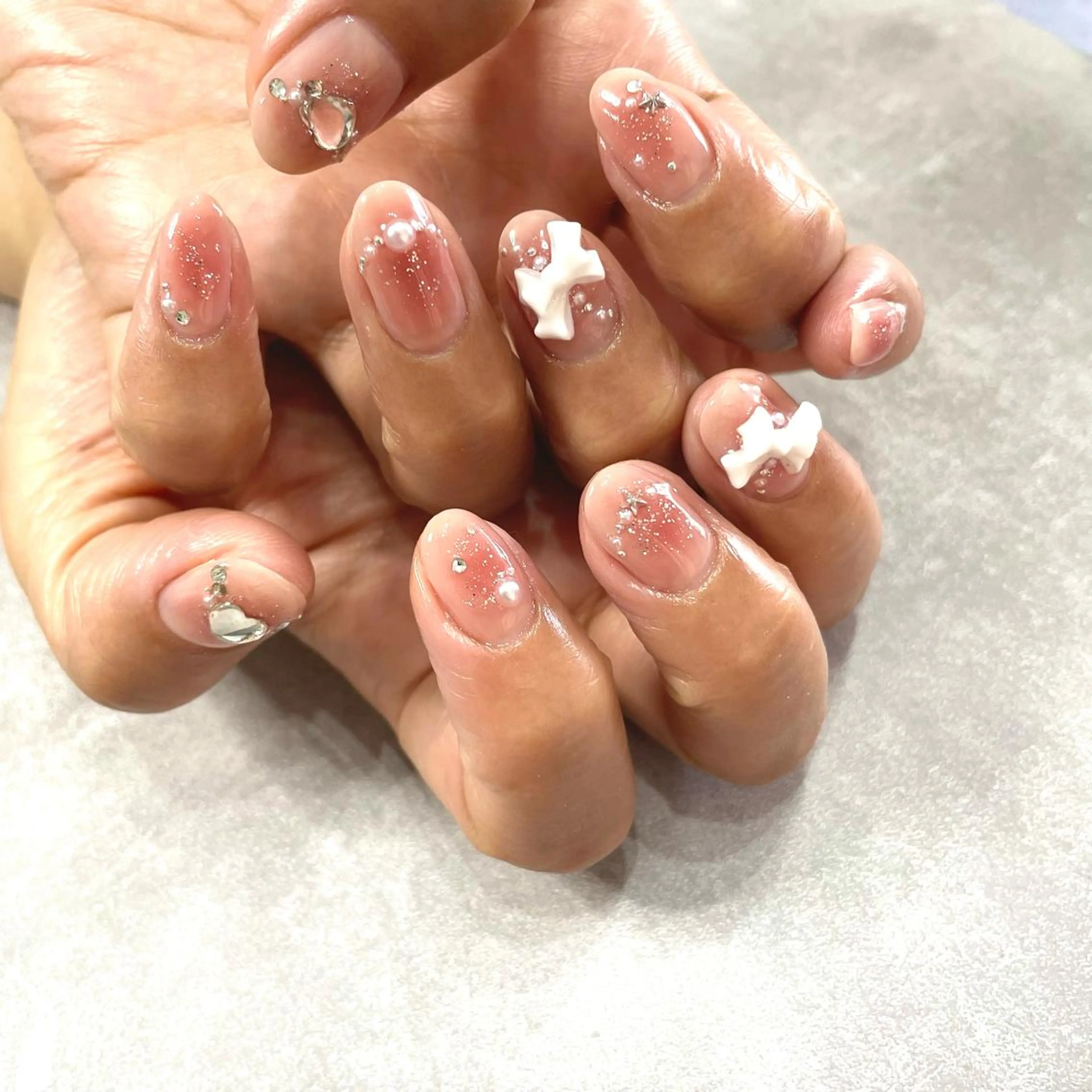 ネイル チークネイル ハンドネイル フットネイル private salon lien所属・private salon　lienのネイルデザイン