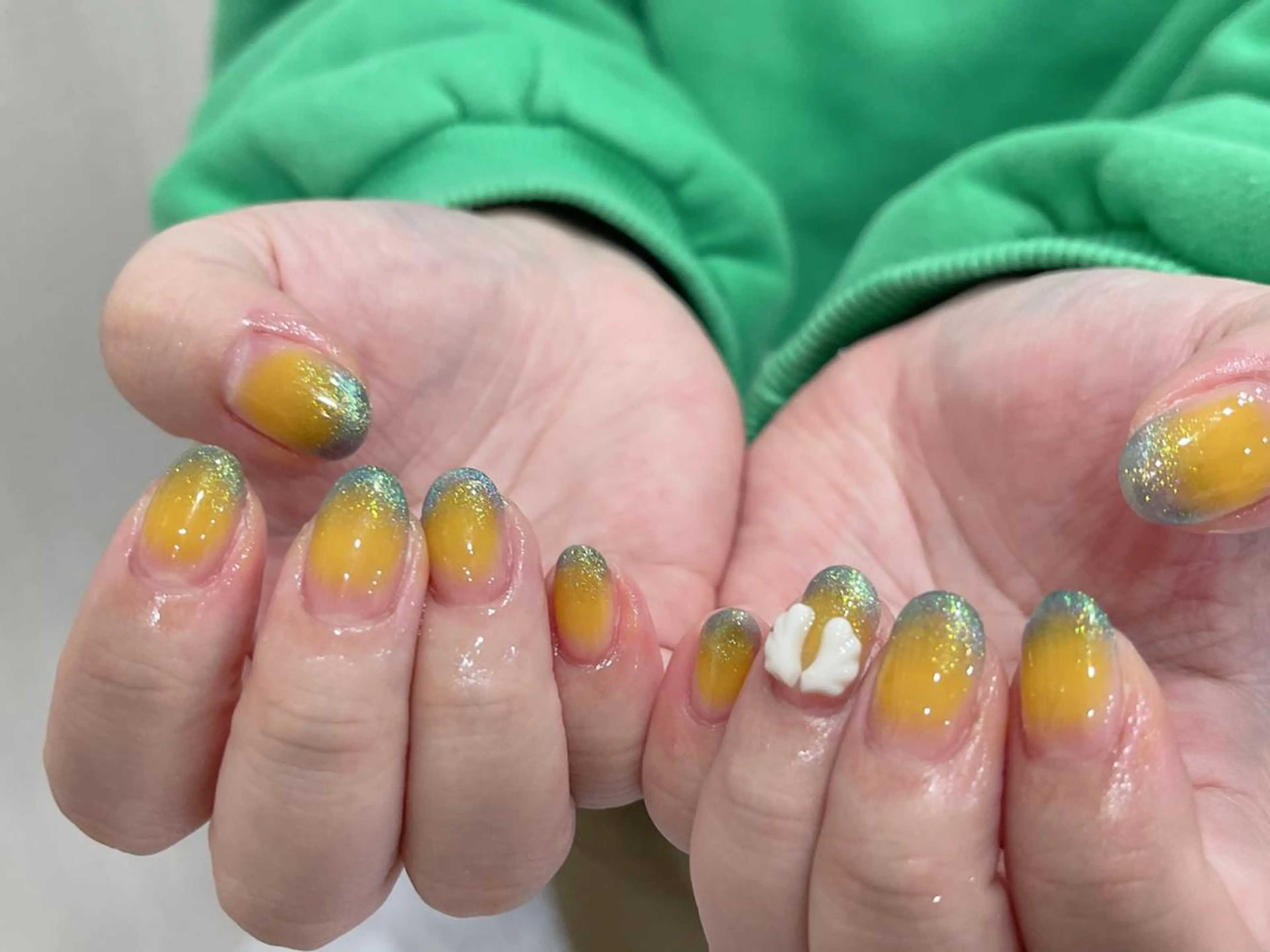 ネイル ki🍒🍒 ki ツルツルネイルのネイルデザイン