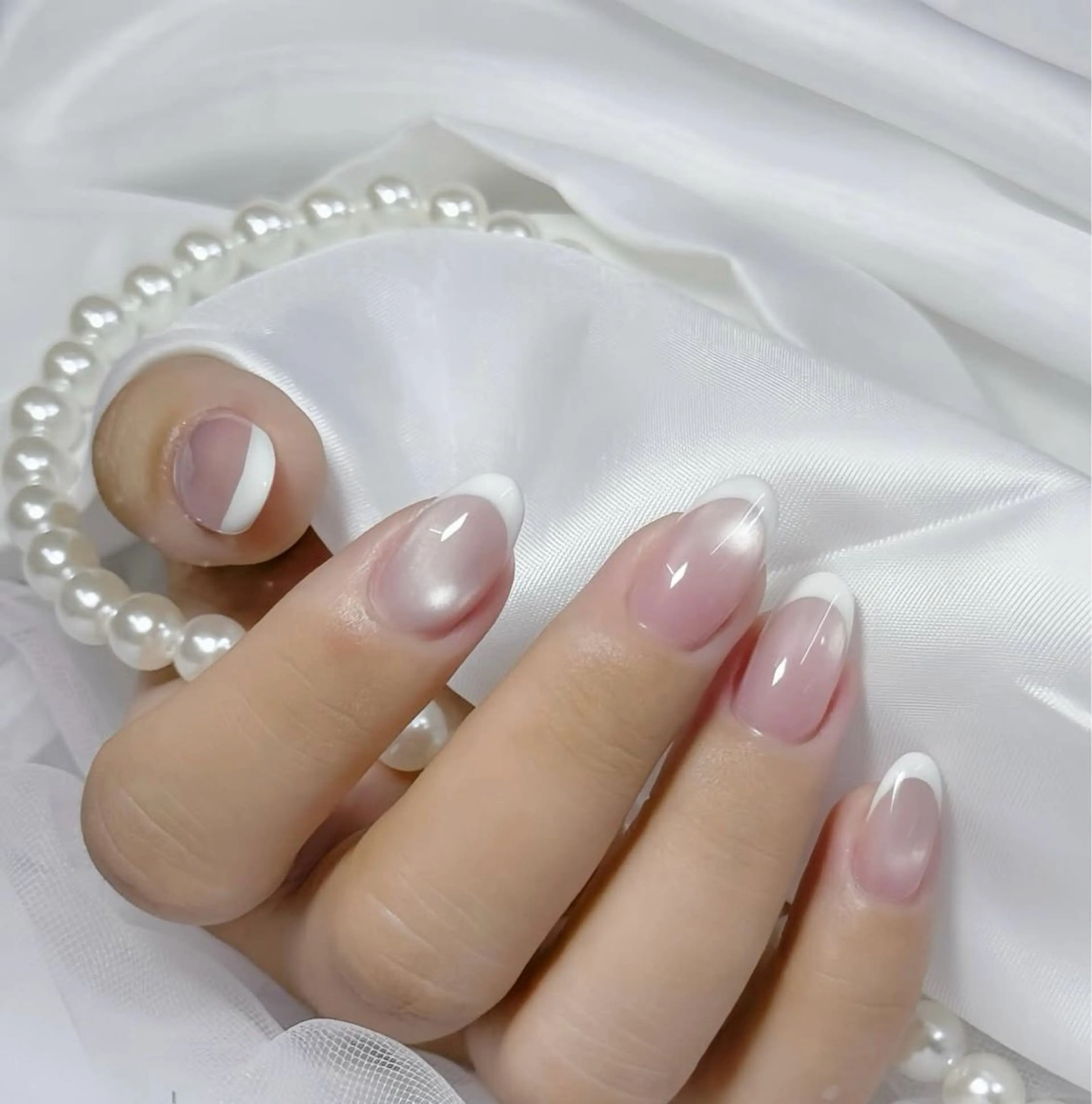 ネイル フレンチネイル ジェルネイル マグネットネイル Mio Nailのネイルデザイン