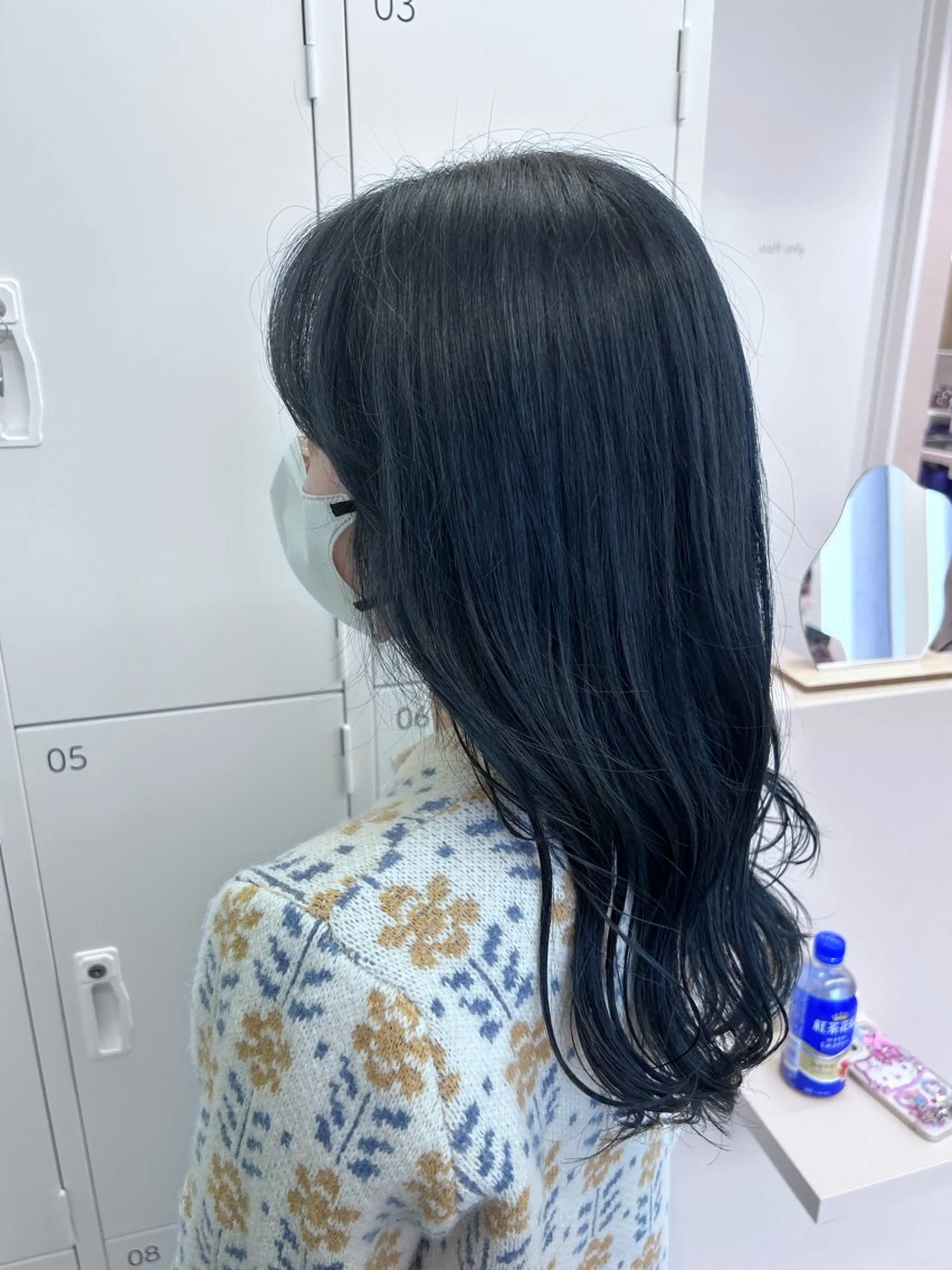 ロング カラー 黒髪 ブリーチ ブルーカラー ブルーブラック カット 縮毛矯正 韓国ヘア nanahaのヘアスタイル