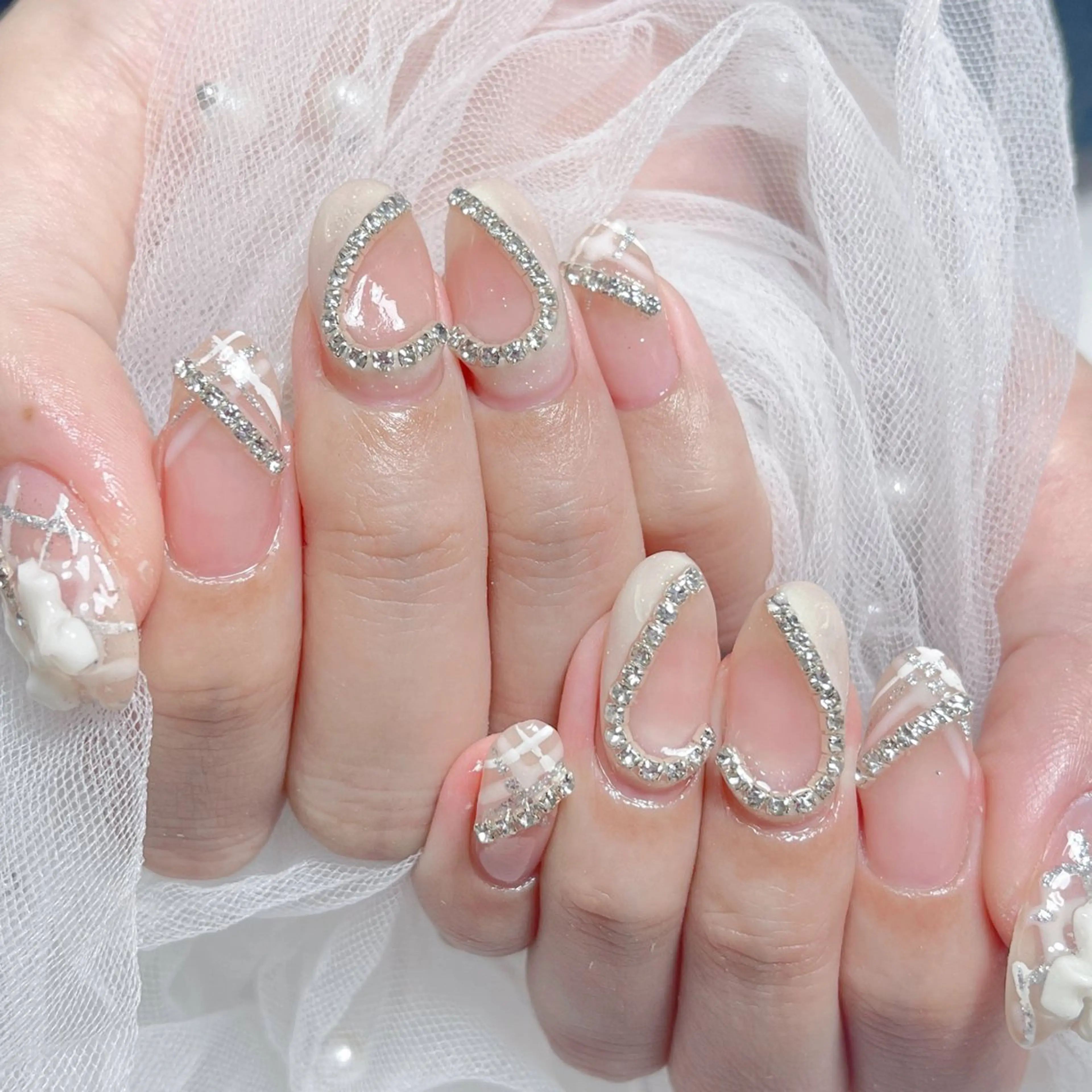 ネイル ハンドネイル 🎀ネイルサロン エクラYUI🎀のネイルデザイン