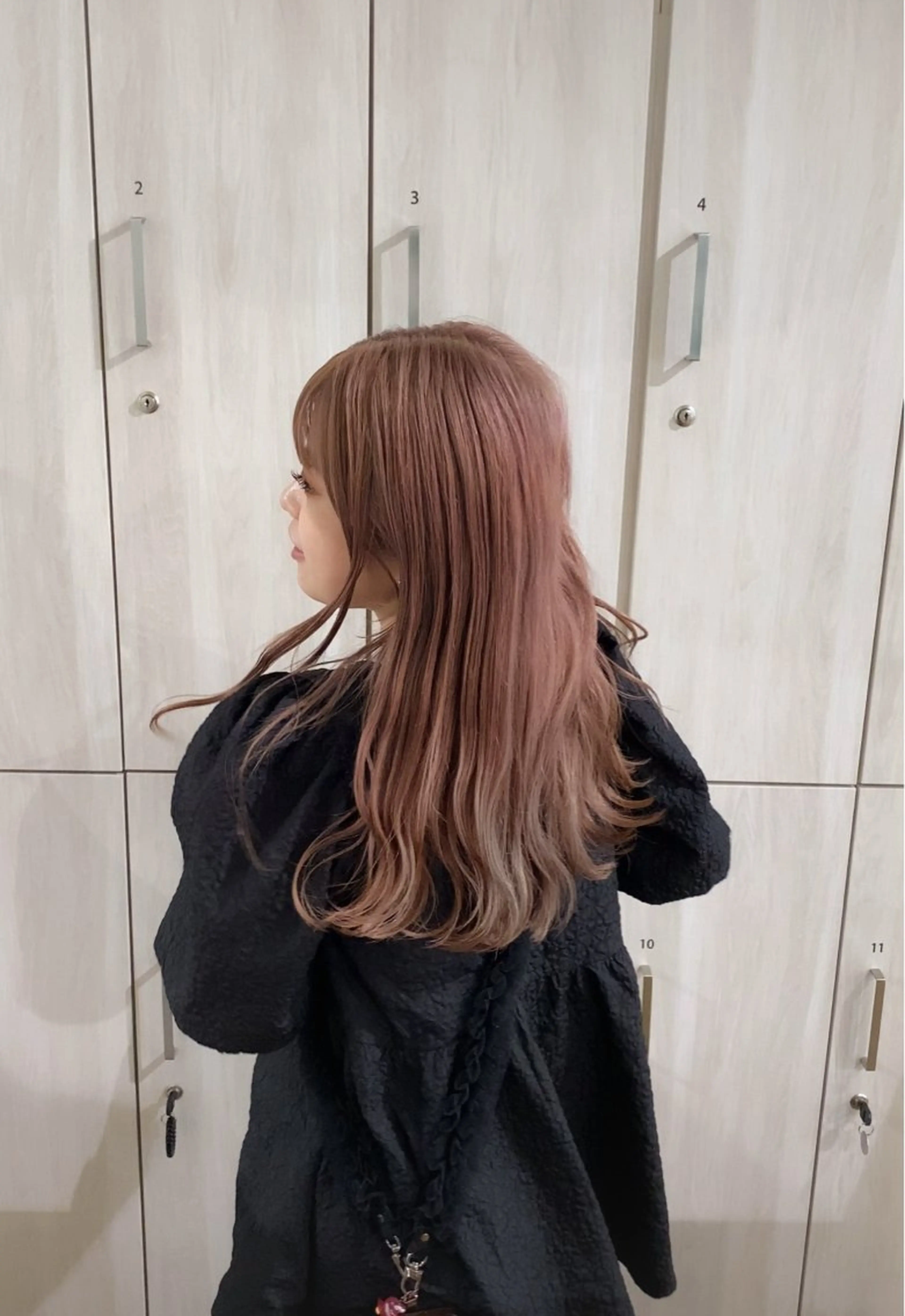 セミロング カラー ヘアカラー yate'/ Wカラー/小出捷也のヘアスタイル