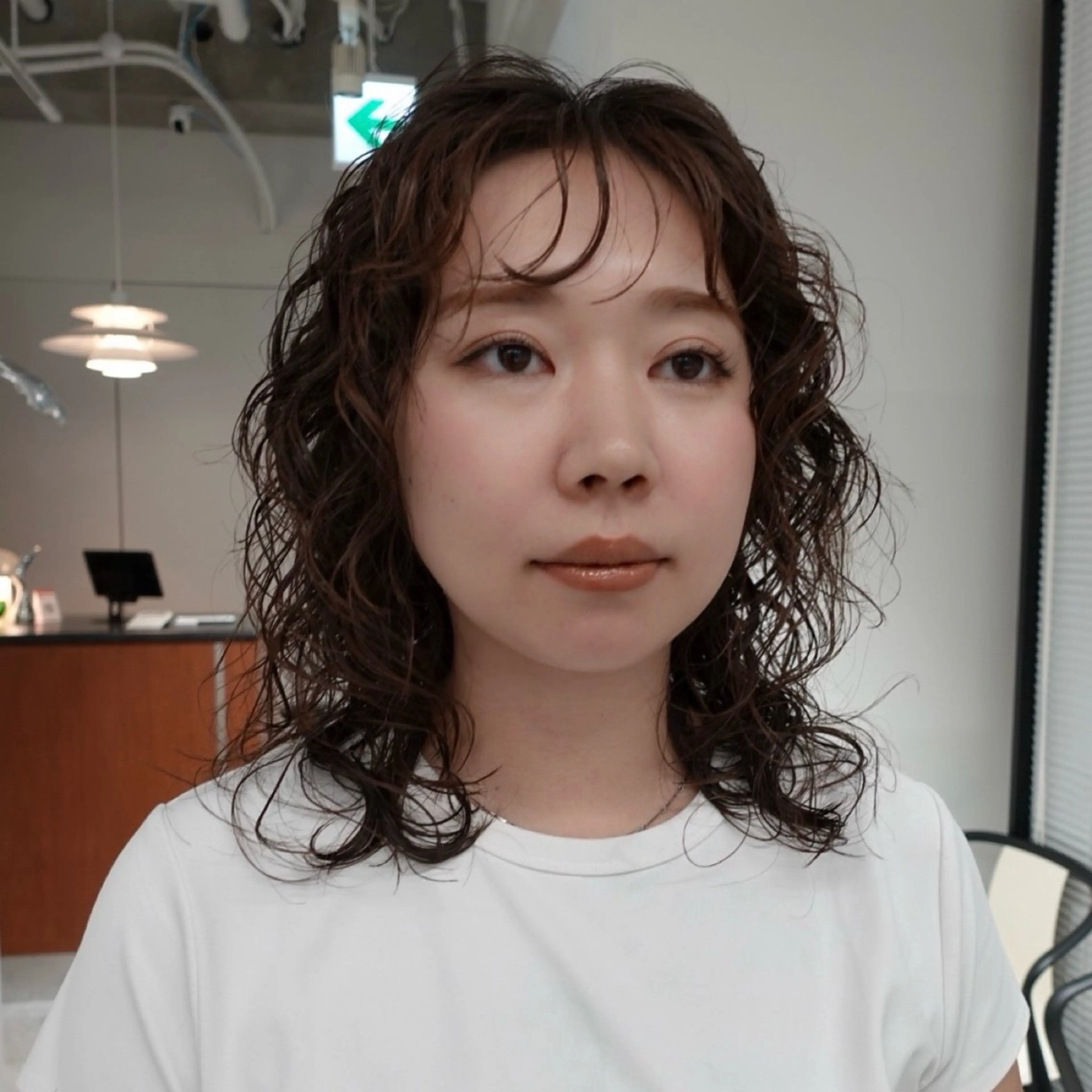 ミディアム パーマ ヘアアレンジ ミディアムレイヤー ミディアムパーマ レイヤーカット カット パーマ 🌐サトウ リョウ🌐のヘアスタイル