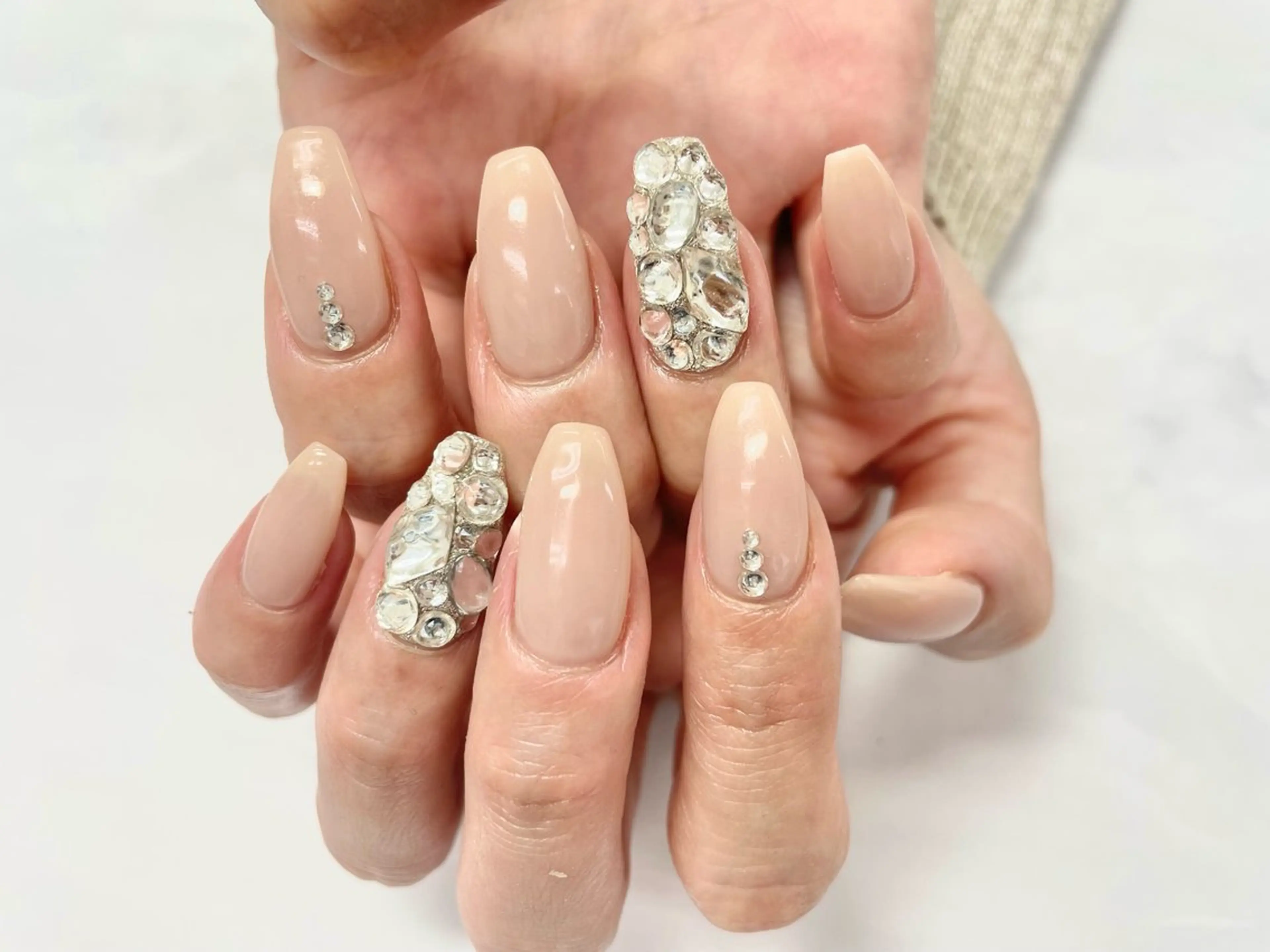 ネイル ハンドネイル Surya LANKA所属・SuryaLANKA yunaのネイルデザイン