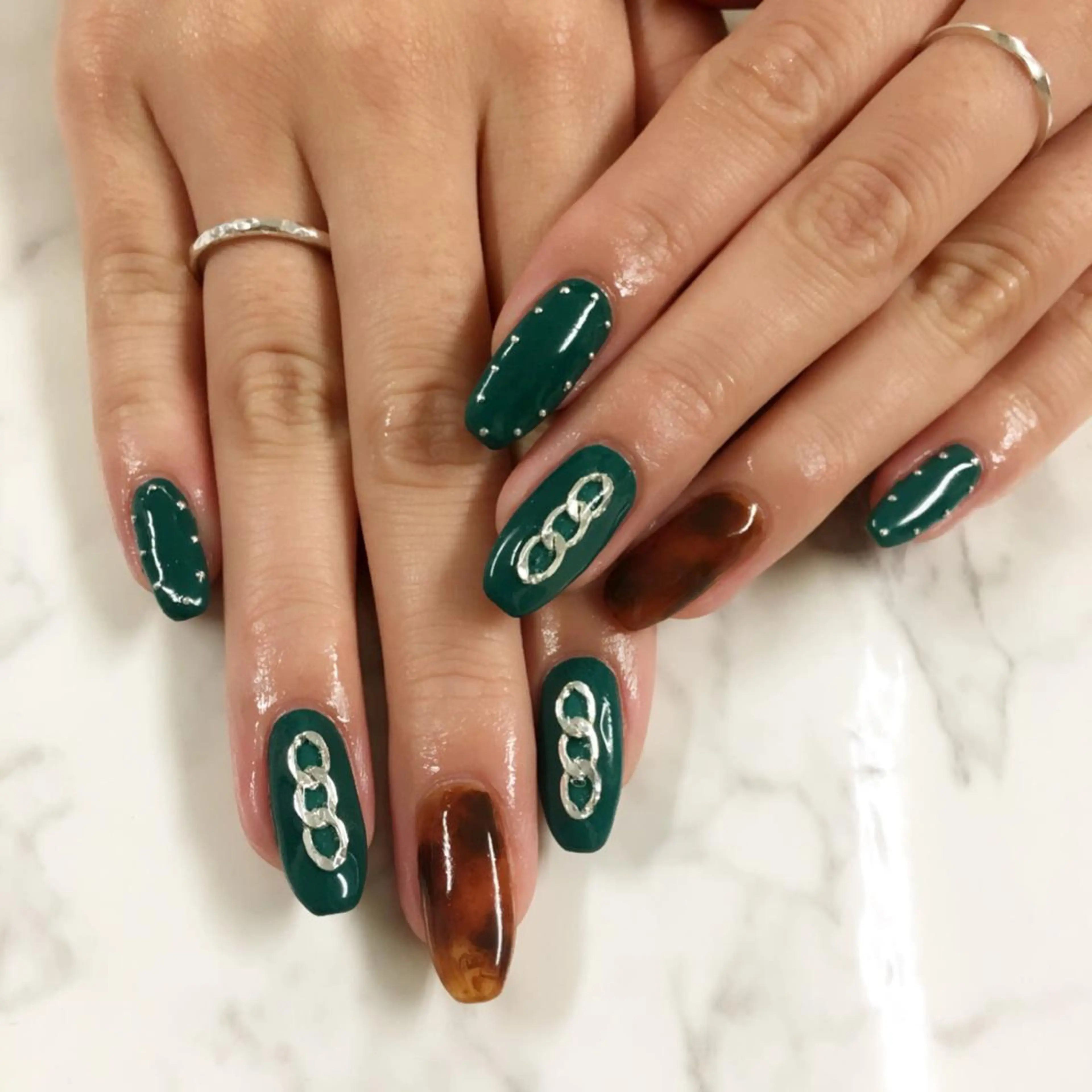 ネイル ジェルネイル ハンドネイル SHINE NAILのネイルデザイン