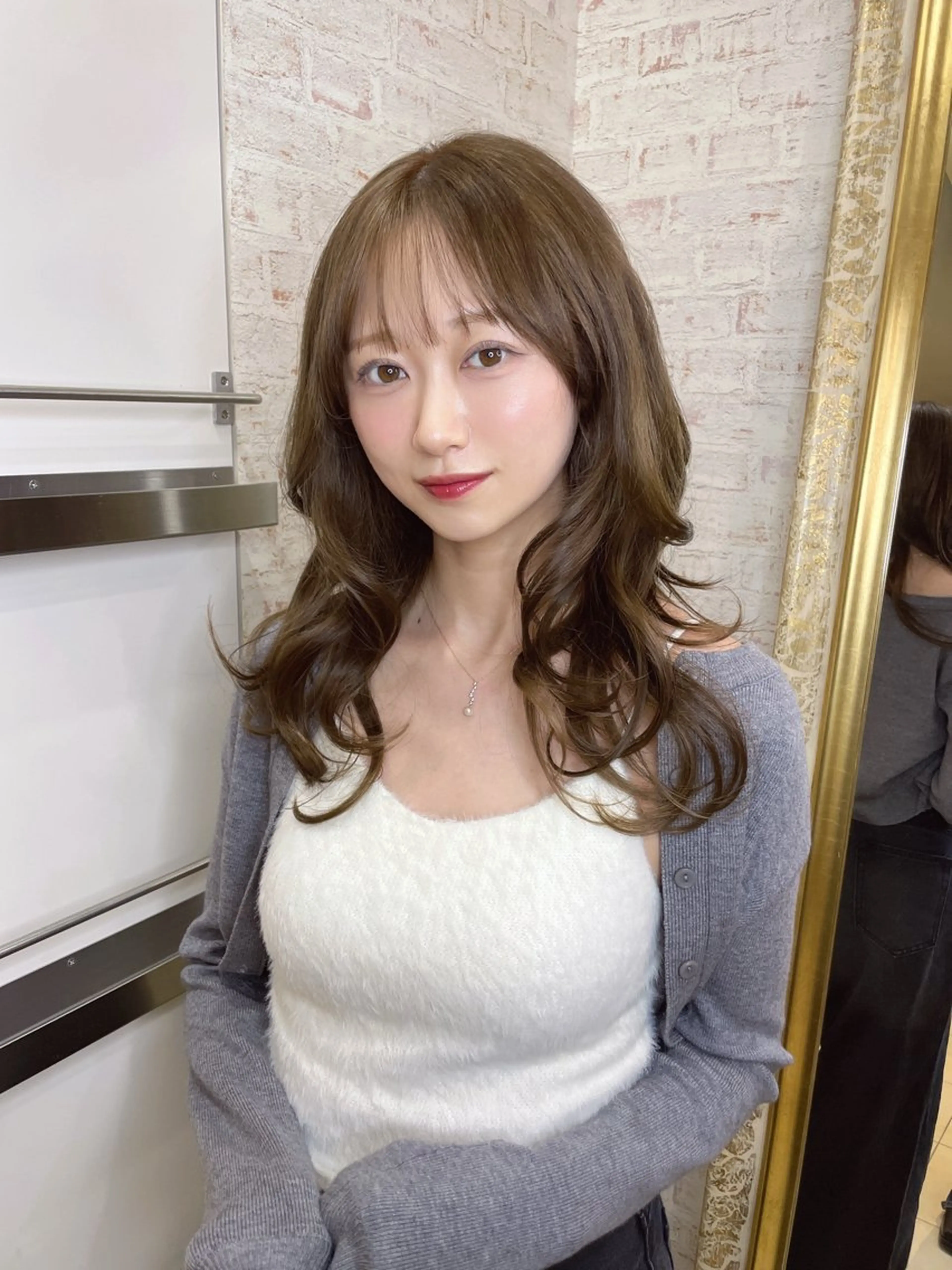 セミロング カラー ベージュカラー ブラウンカラー ショコラブラウン ココアブラウン オリーブベージュ ヘアカラー matiz マティス　表参道所属・💜アンブレラカラー 髪質改善　丸尾】のヘアスタイル