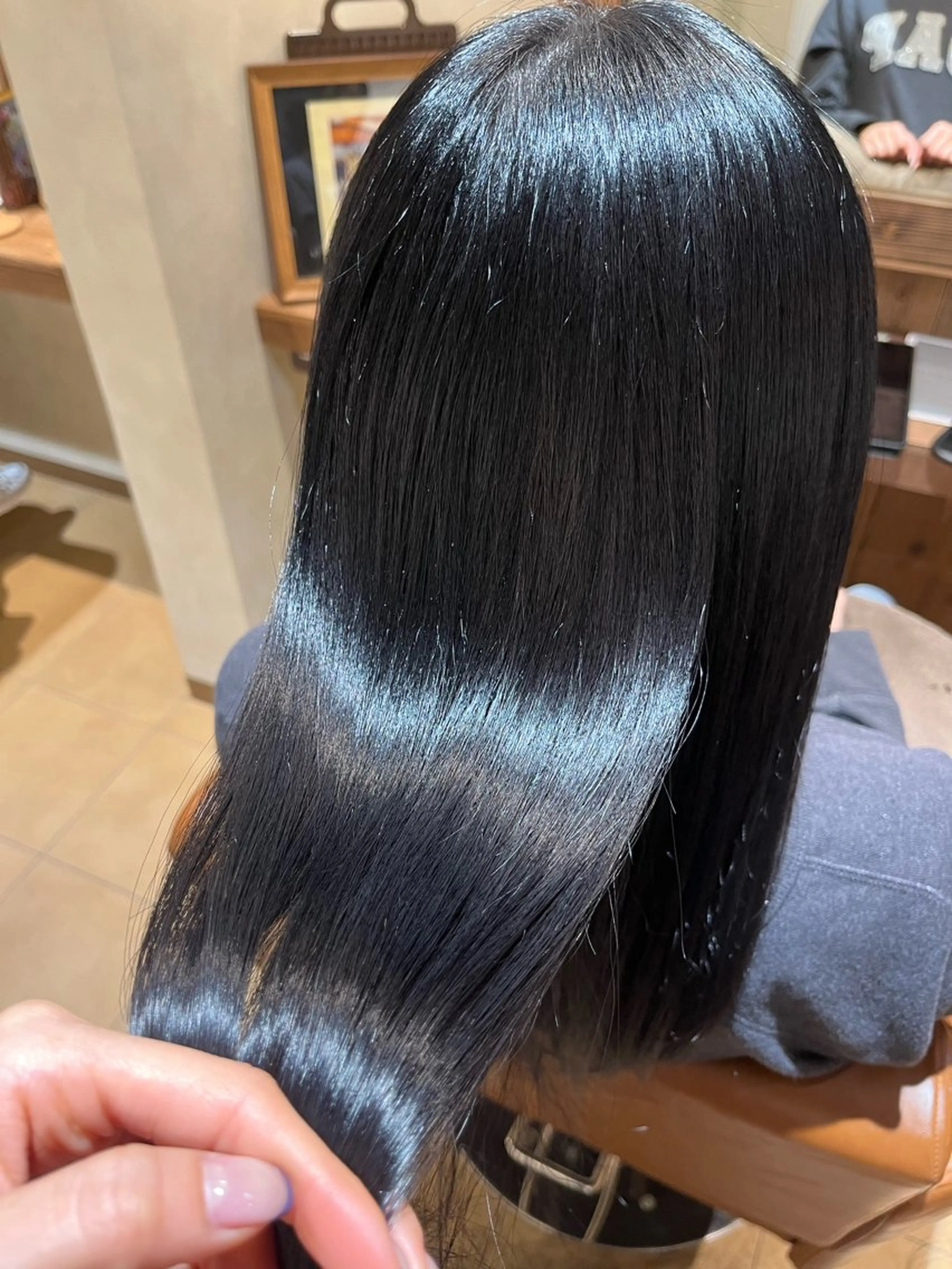 セミロング カラー end roll りんのヘアスタイル