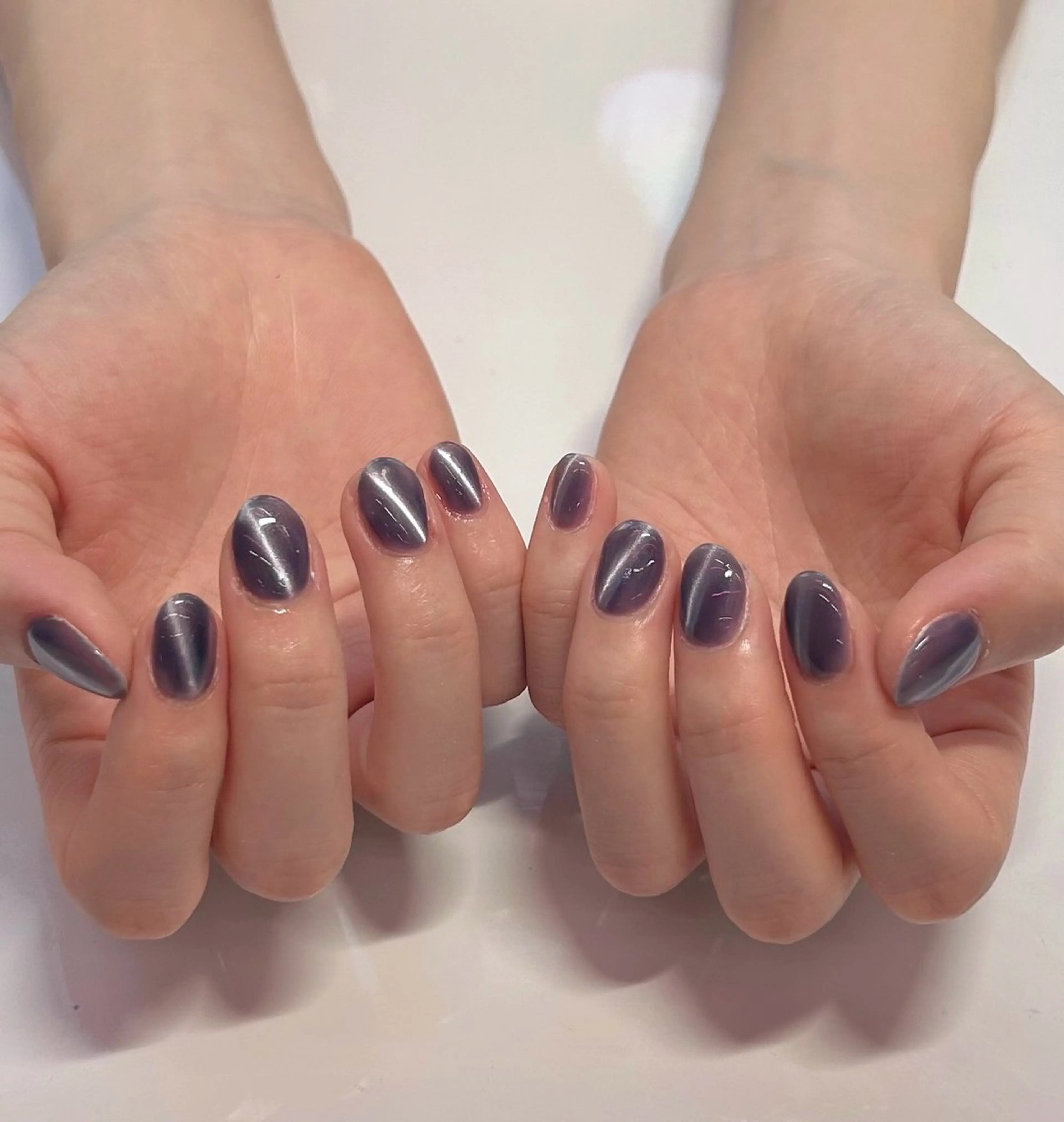 ネイル 氷ネイル・うるうるネイル マグネットネイル ハンドネイル WOLTOKYO NANAMIのネイルデザイン
