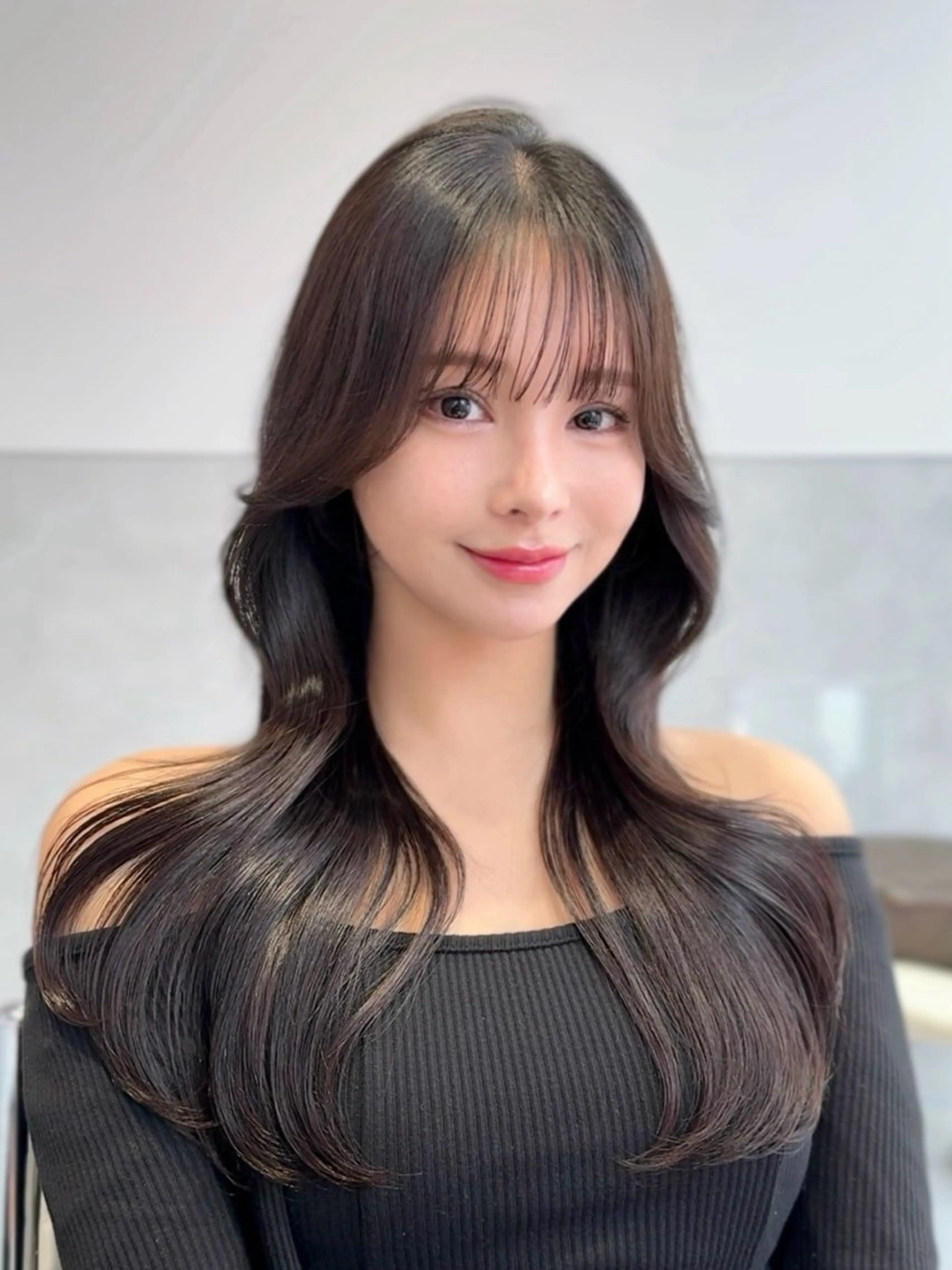 セミロング 韓国風ヘア SALOWIN 新宿三丁目frente店所属・金丸 祐也のヘアスタイル