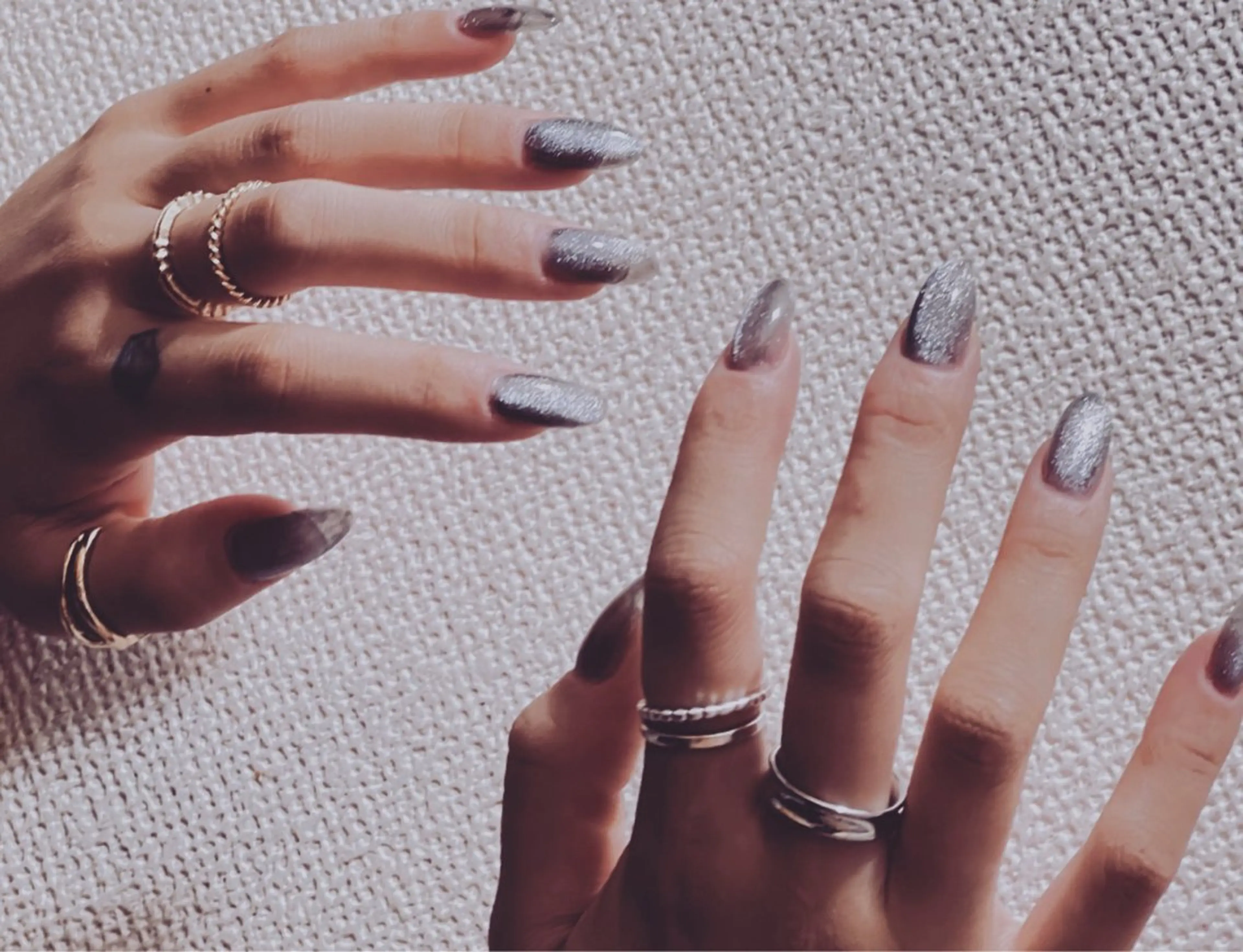 ネイル マグネットネイル ネイルチップ ハンドネイル Bow wow Nail さや🧸のネイルデザイン