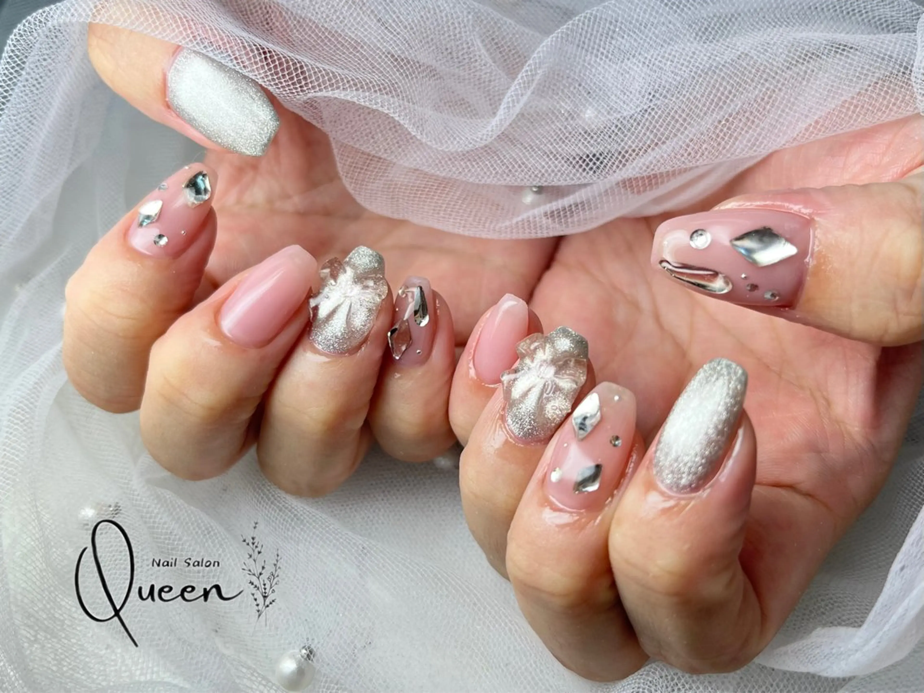 ネイル ハンドネイル Queen nail 北堀江 ASUKAのネイルデザイン