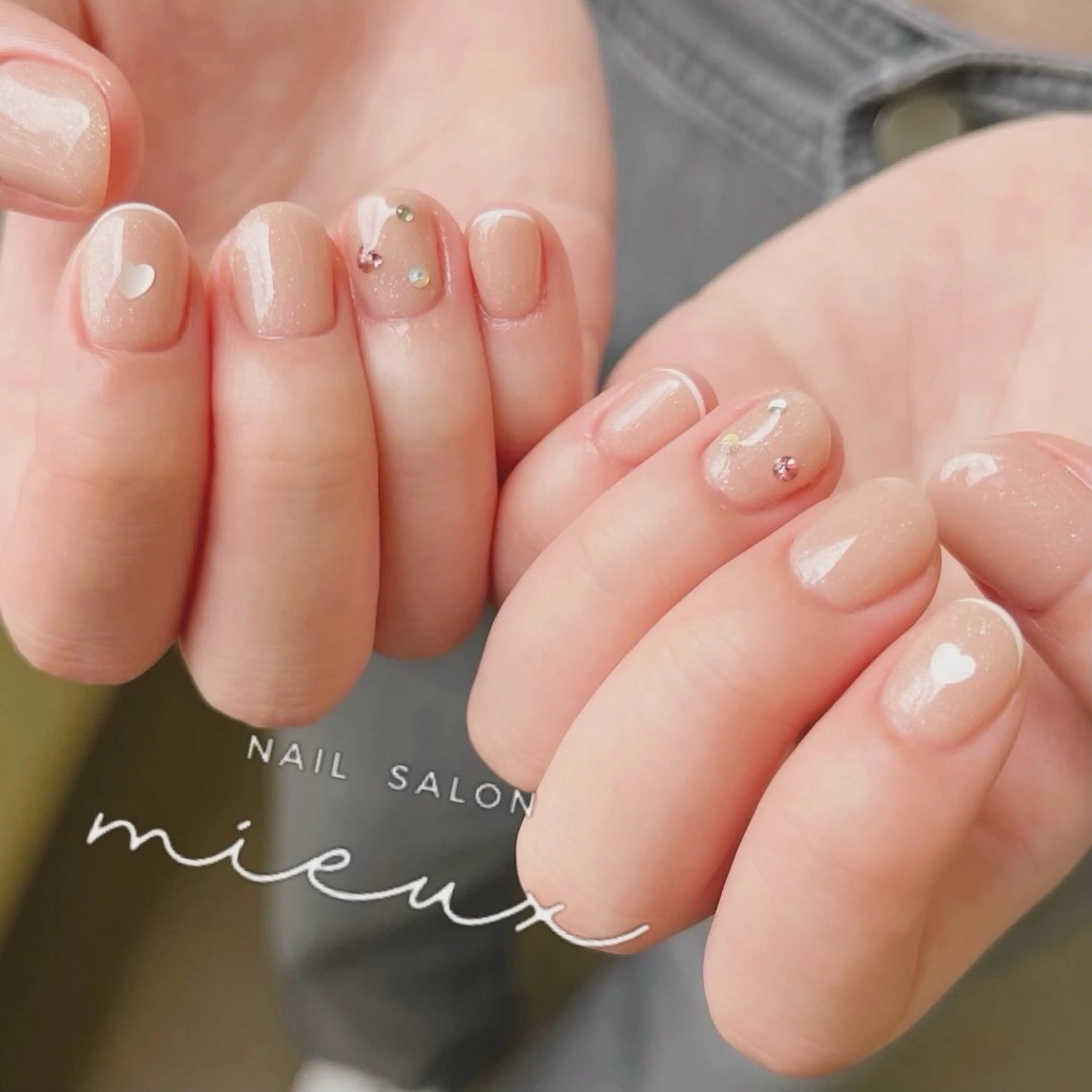 ネイル ハンドネイル mieux ariiiのネイルデザイン
