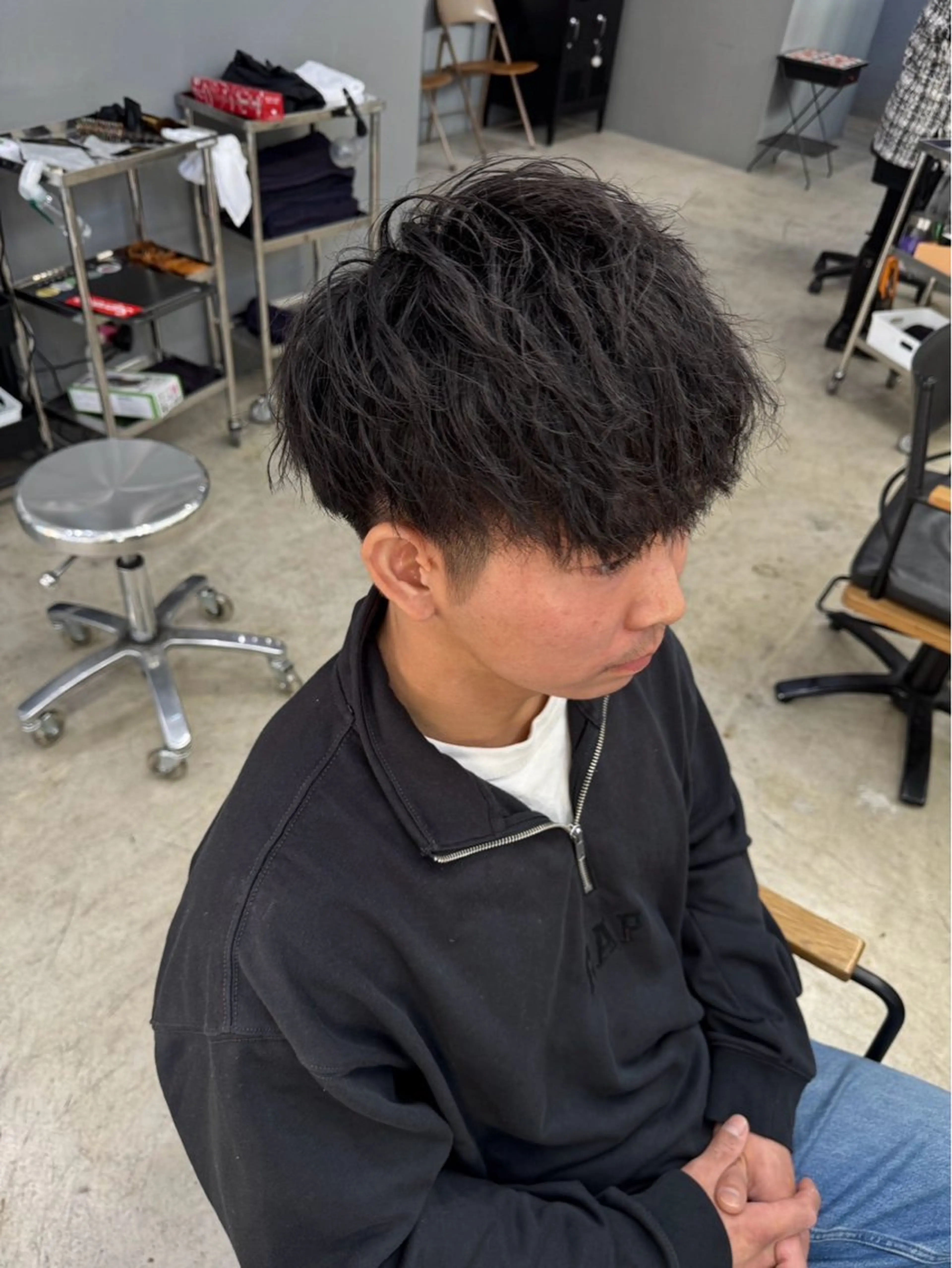 ショート パーマ メンズ カット パーマ メンズ専門サロン wokeのヘアスタイル
