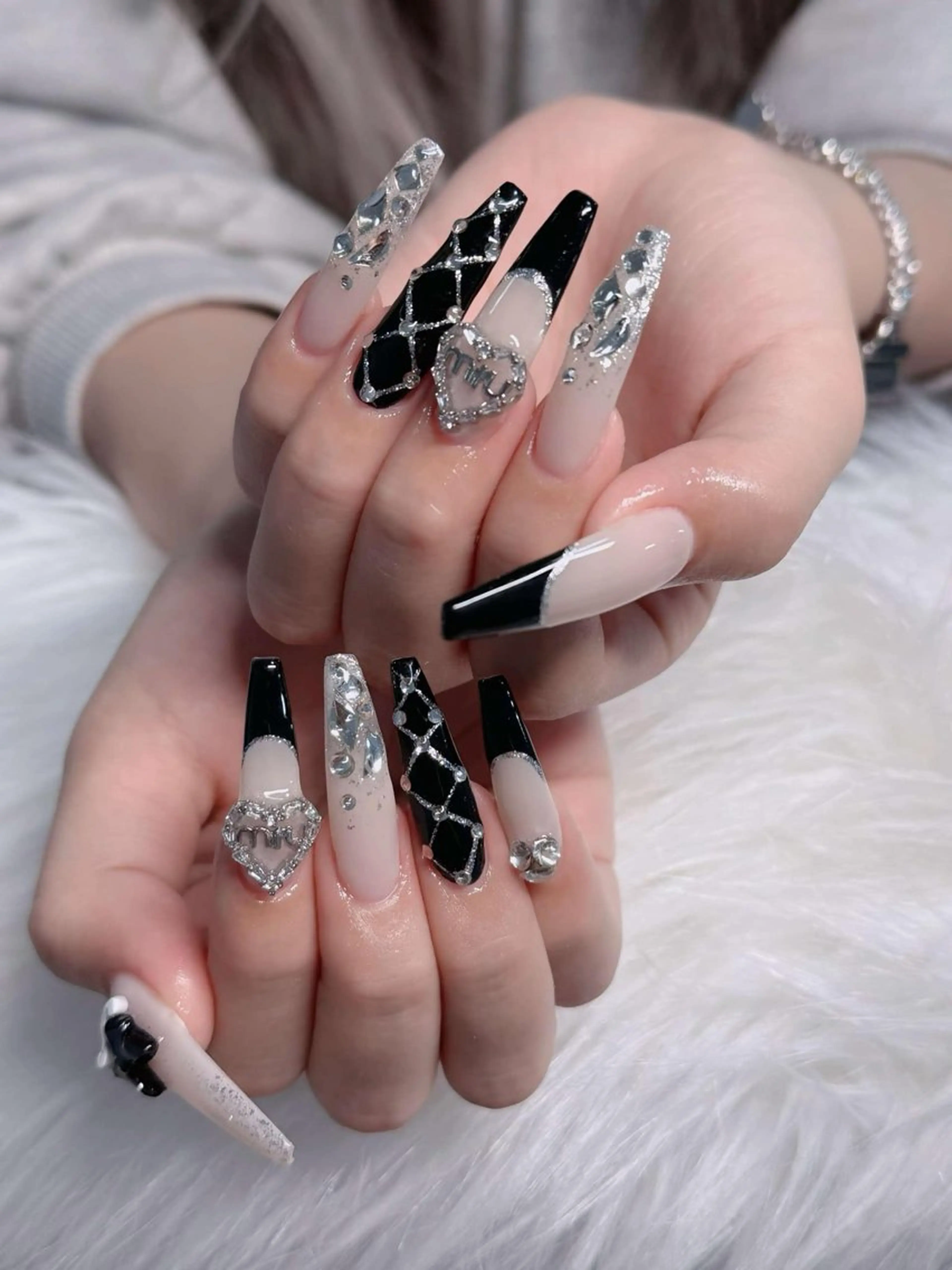 ネイル アートネイル 成人式 ジェルネイル ニュアンスネイル 夏ネイル ハンドネイル H.baby Nai Salon所属・neco H.babynailのネイルデザイン