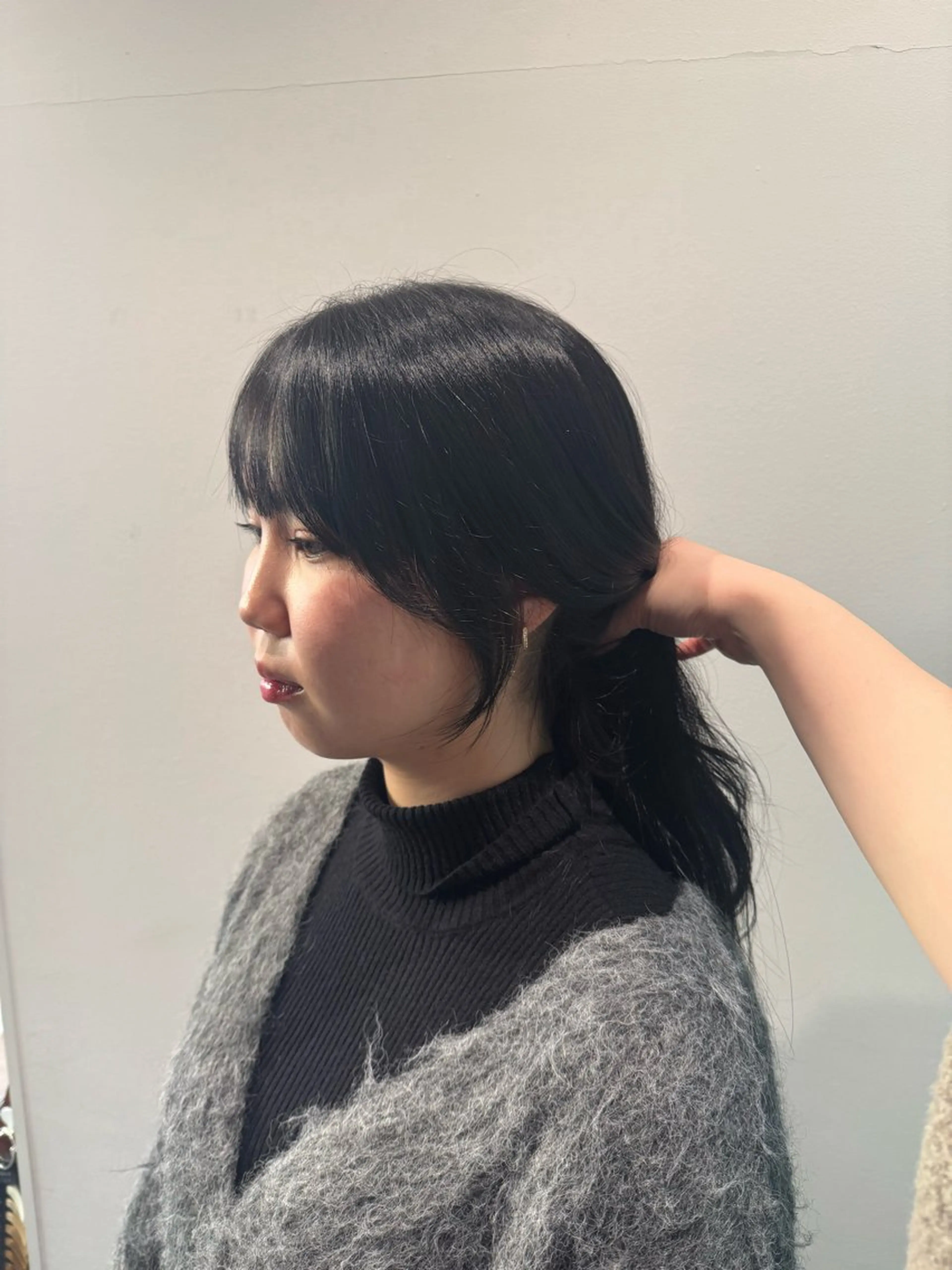 セミロング カラー カット 韓国ヘア AINA🐱のヘアスタイル