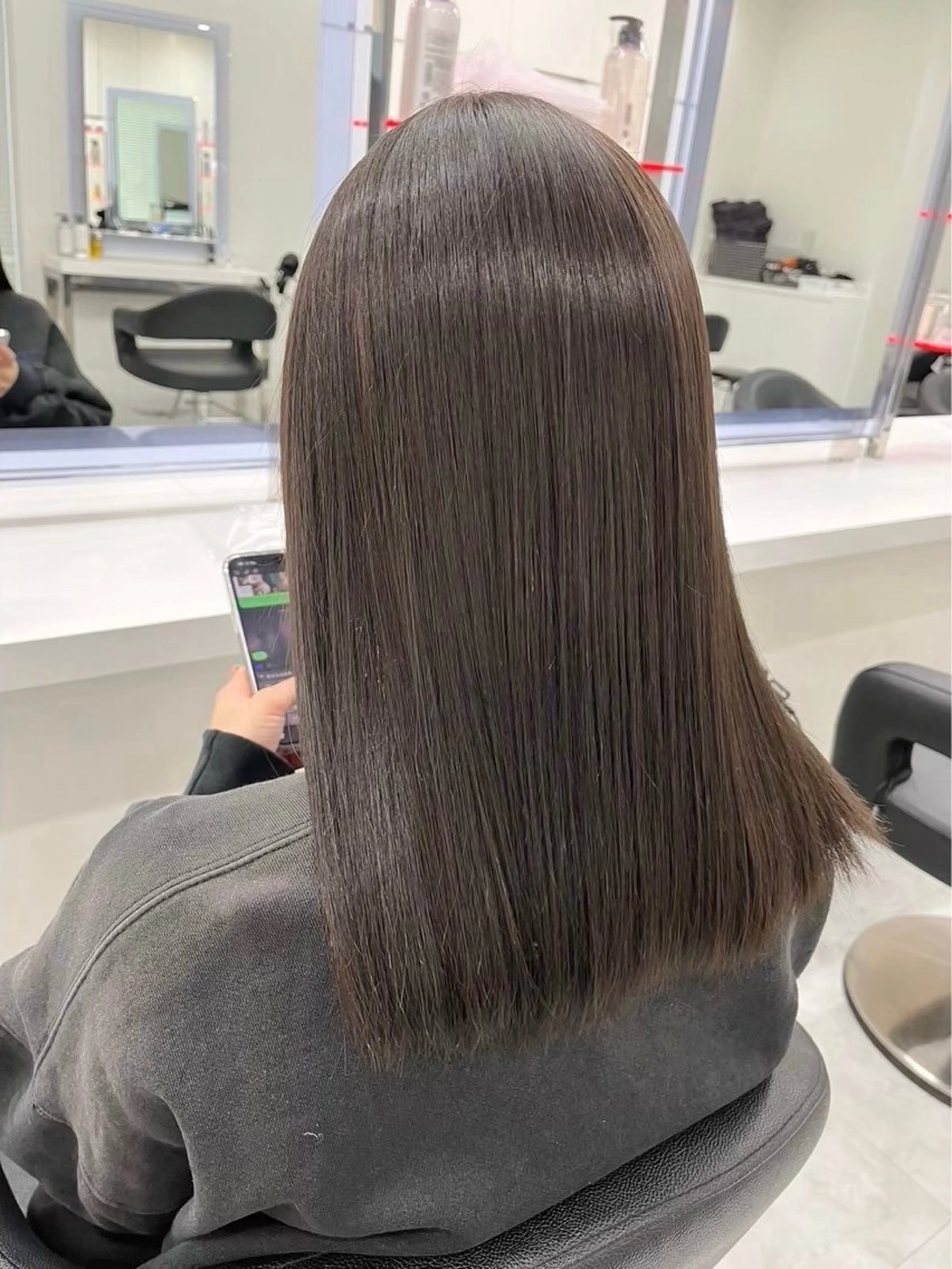 ショート カラー 赤みなし艶カラー🍈 ユウナ🍈🤍のヘアスタイル