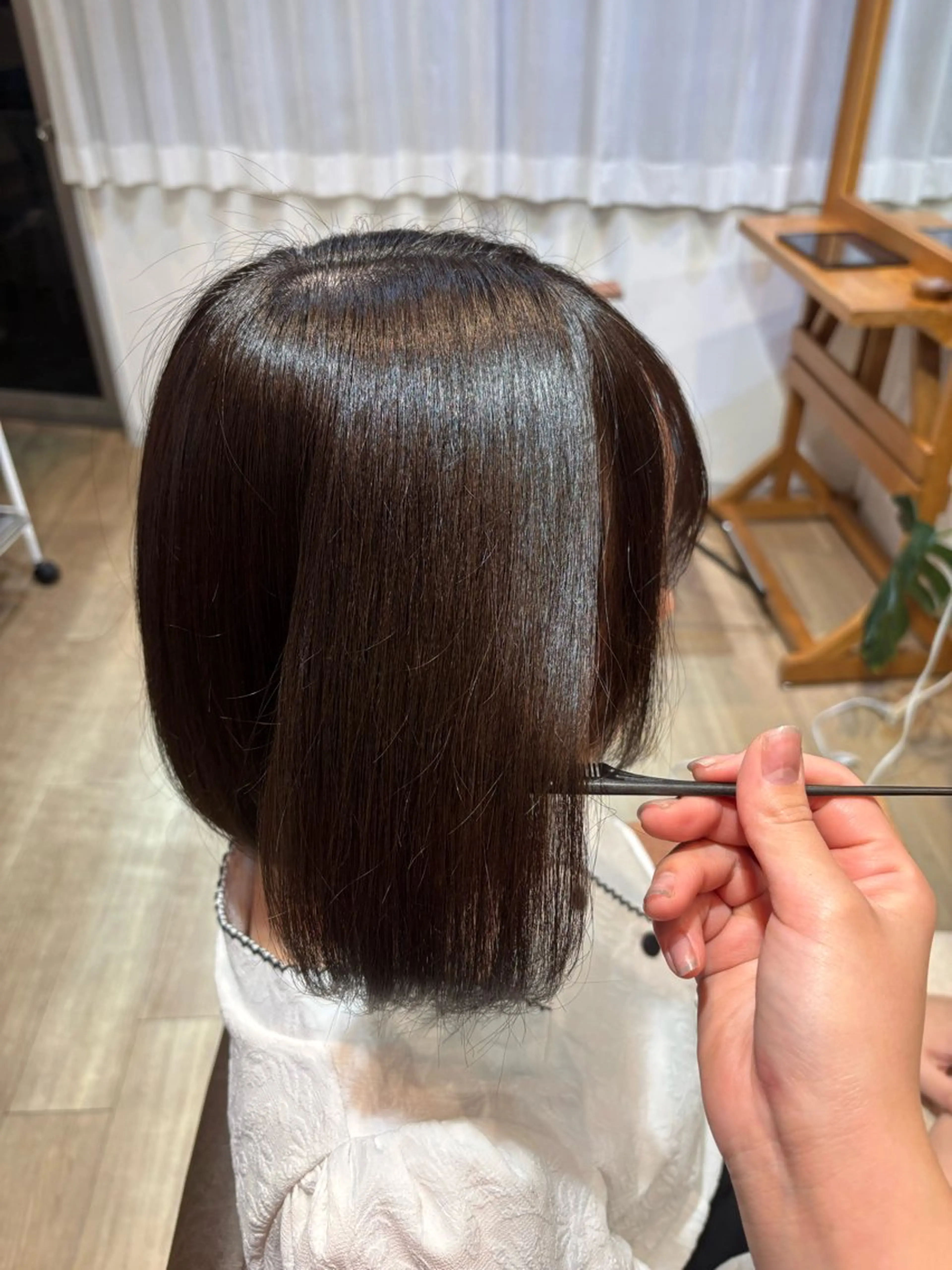 ショート カラー グレージュ オリーブグレージュ オリーブグレー カット ヘアカラー トリートメント RINNO🌷艶髪/ 艶カラーのヘアスタイル