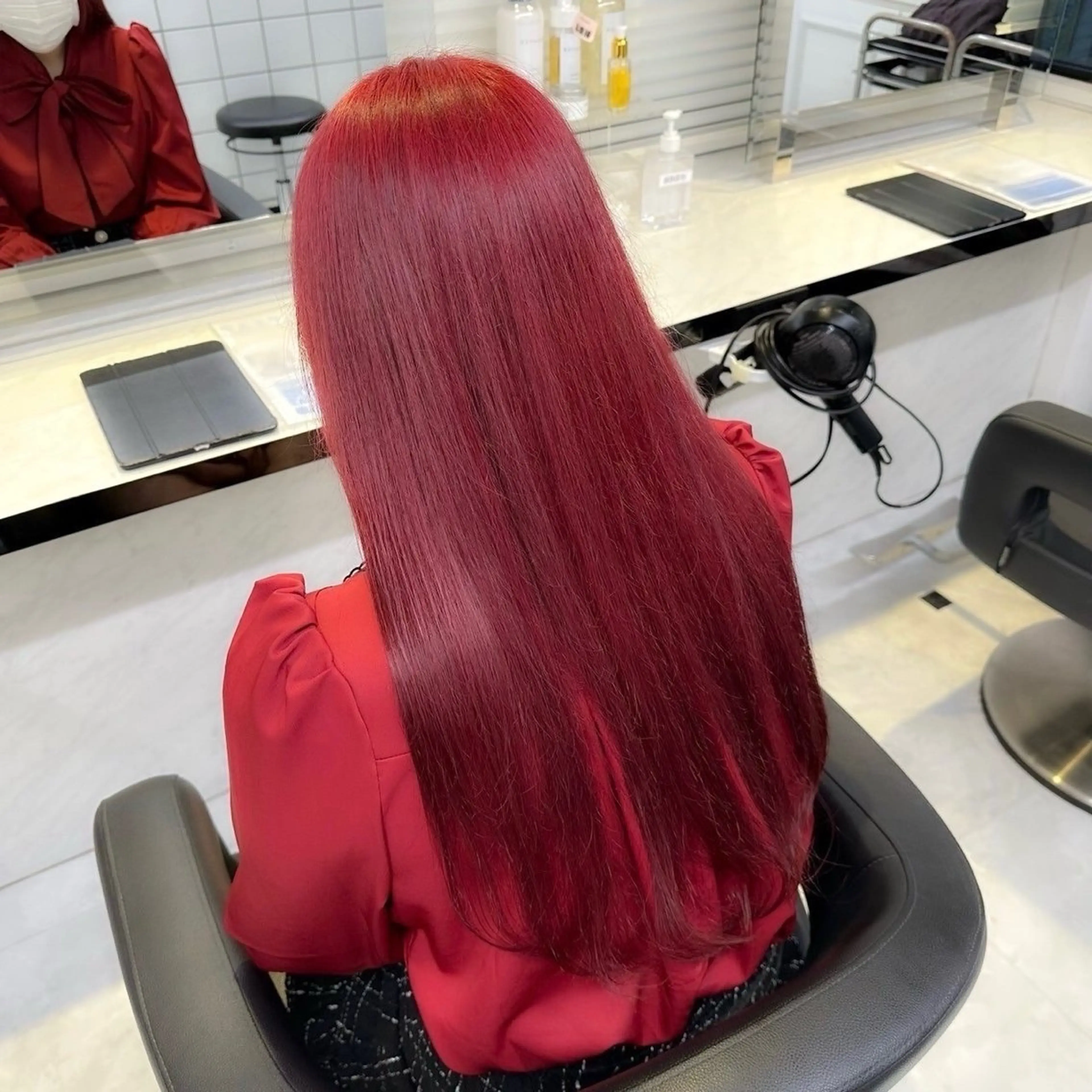 ロング カラー ヘアカラー トリートメント 上品モテヘア💍🤎 karen💍🤎のヘアスタイル