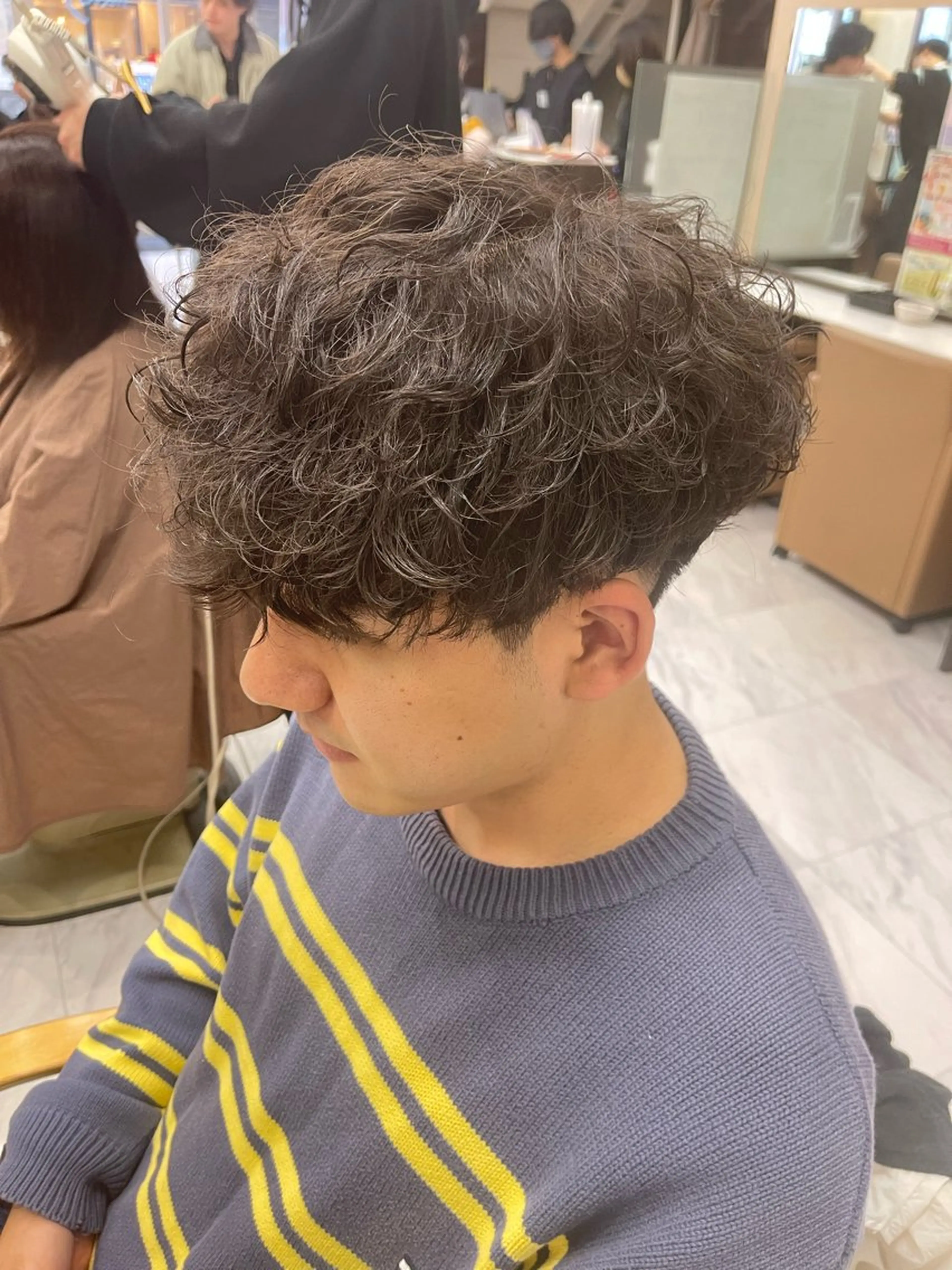 ショート パーマ メンズ メンズパーマ 波巻きパーマ カット パーマ トリートメント 🌻メンズカット 落合諒🌻のヘアスタイル