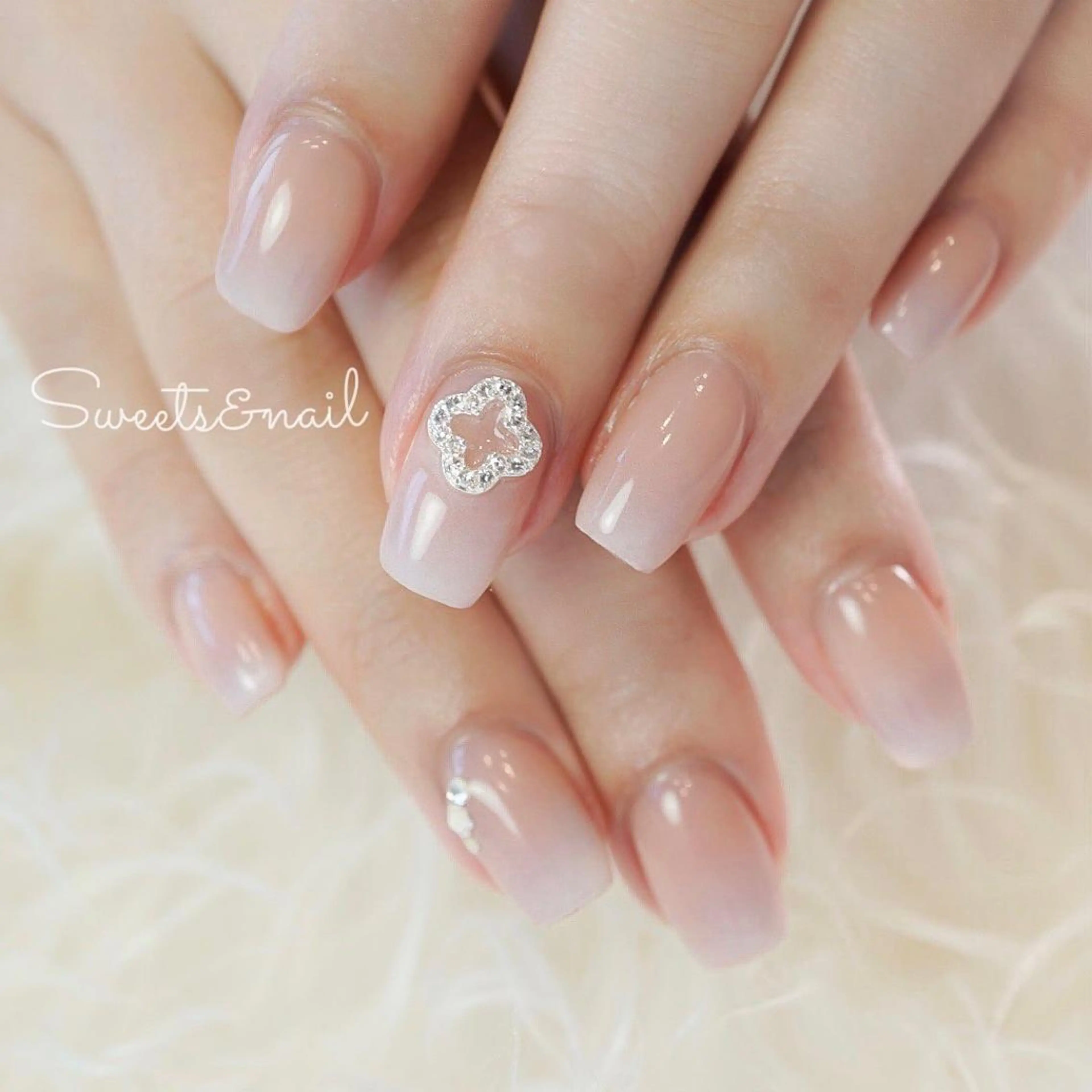 ネイル ジェルネイル グラデーション 韓国ネイル ピンク シンプルネイル Sweets &nailのネイルデザイン