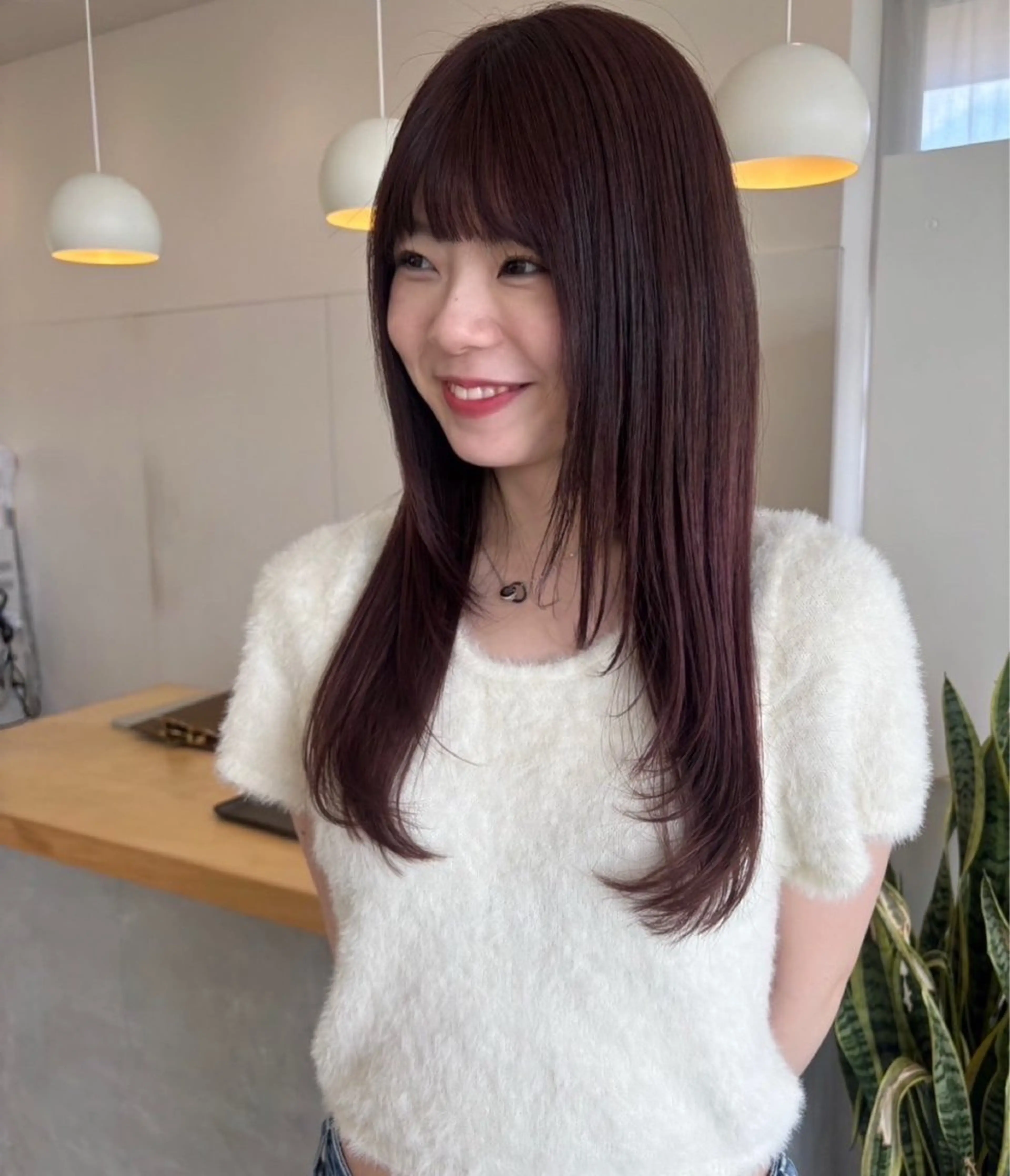 ロング カット ヘアカラー 古畑 愛美のヘアスタイル