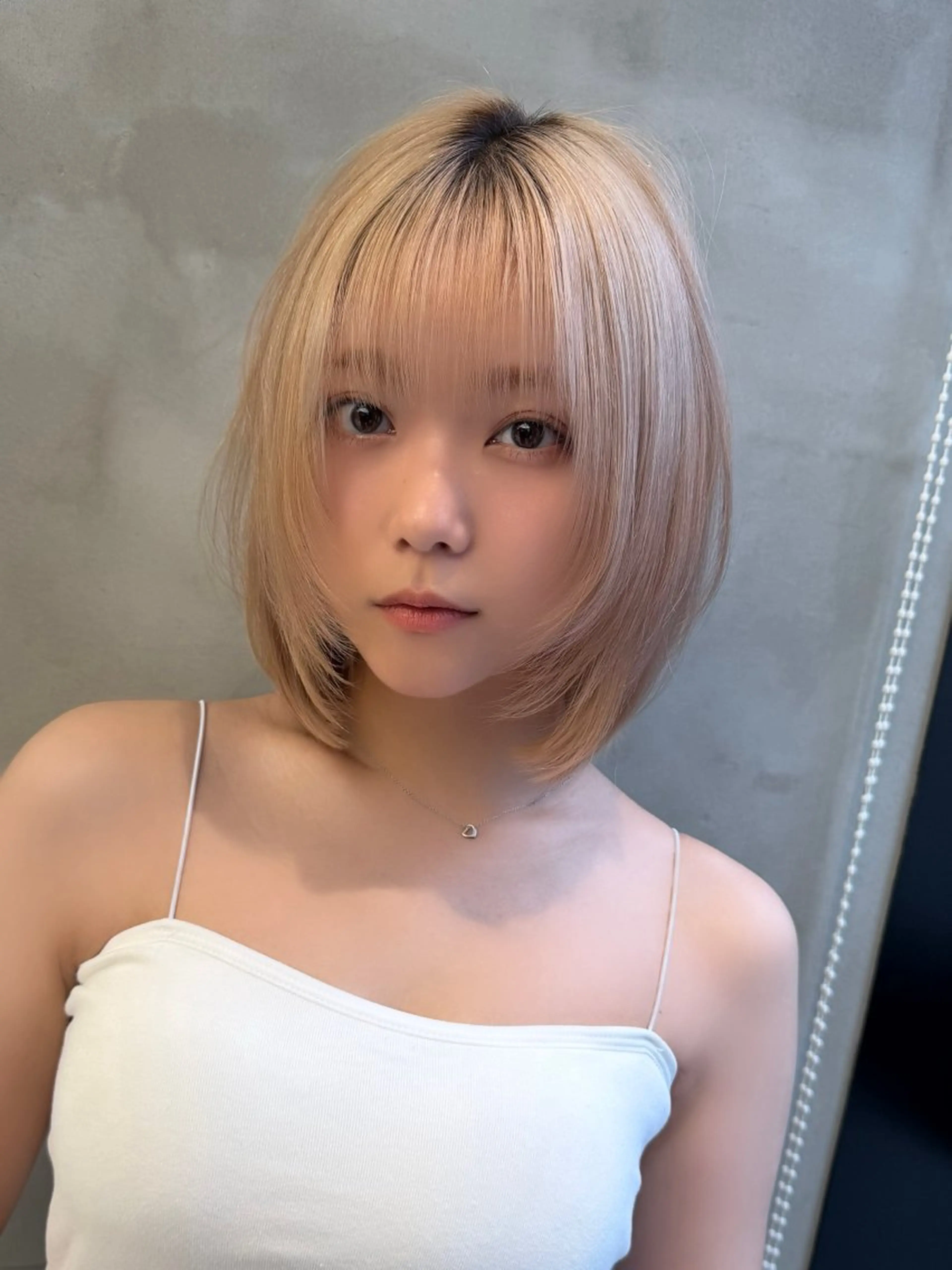 ミディアム カラー 透明感カラー ハイトーンカラー ボブ 小顔カット ヘアカラー トリートメント Lond strada 心斎橋所属・🍀小川大輔🍀 ボブ/ブリーチ🥇のヘアスタイル