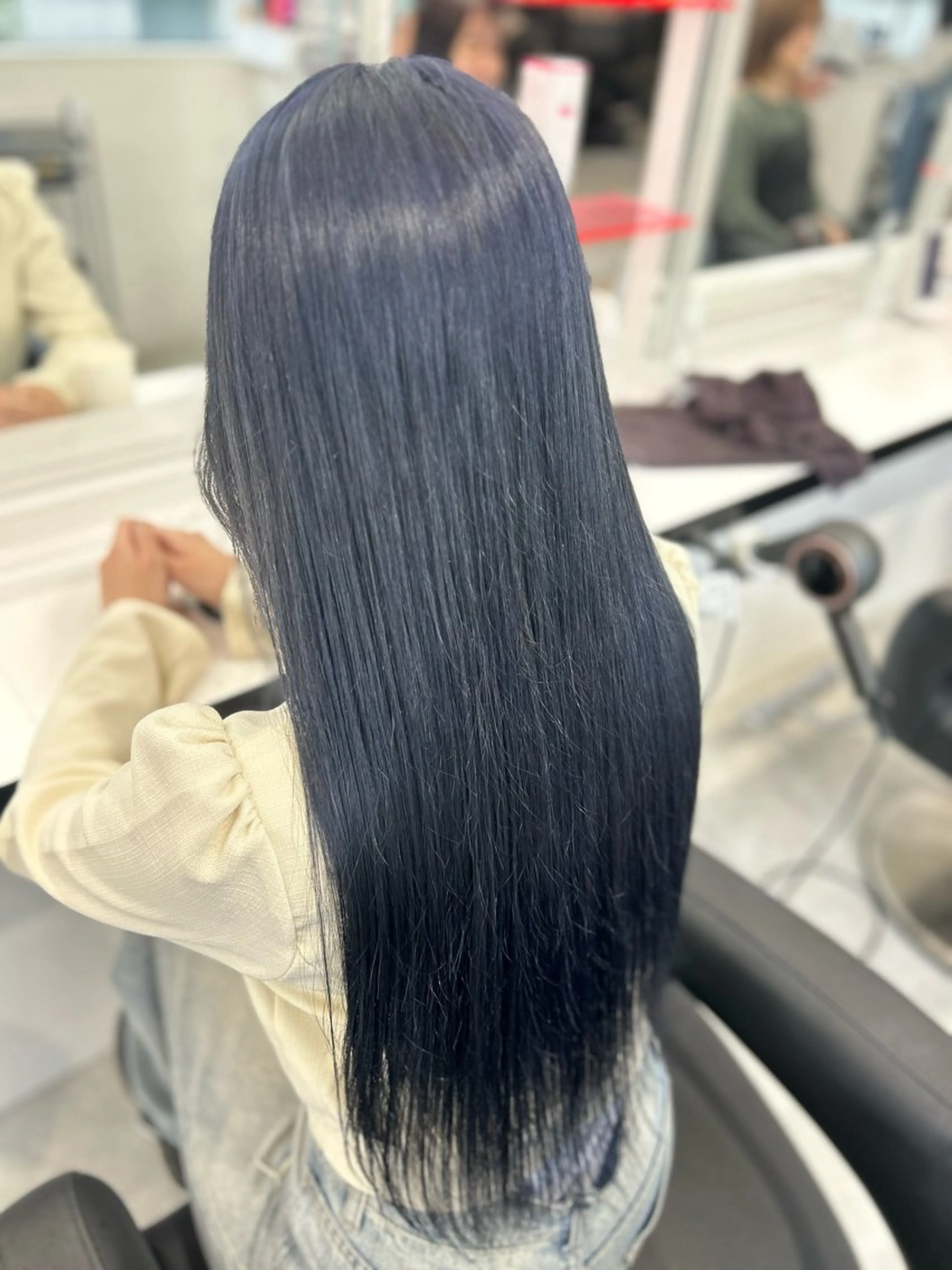 ロング 韓国レディヘア🤍 暗髪🤍miraiのヘアスタイル