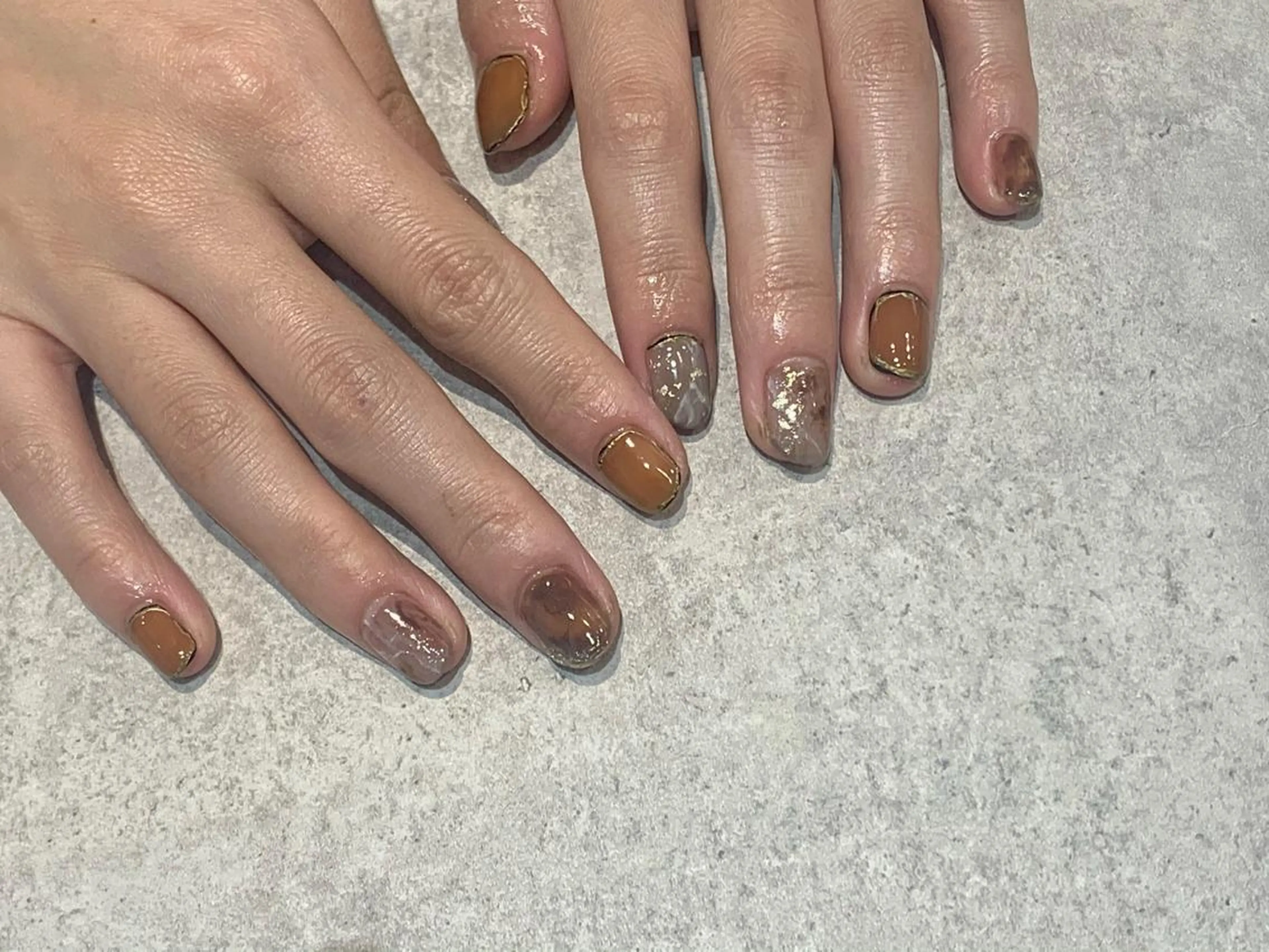 ネイル ブラウン ニュアンスネイル 金田 純香のネイルデザイン