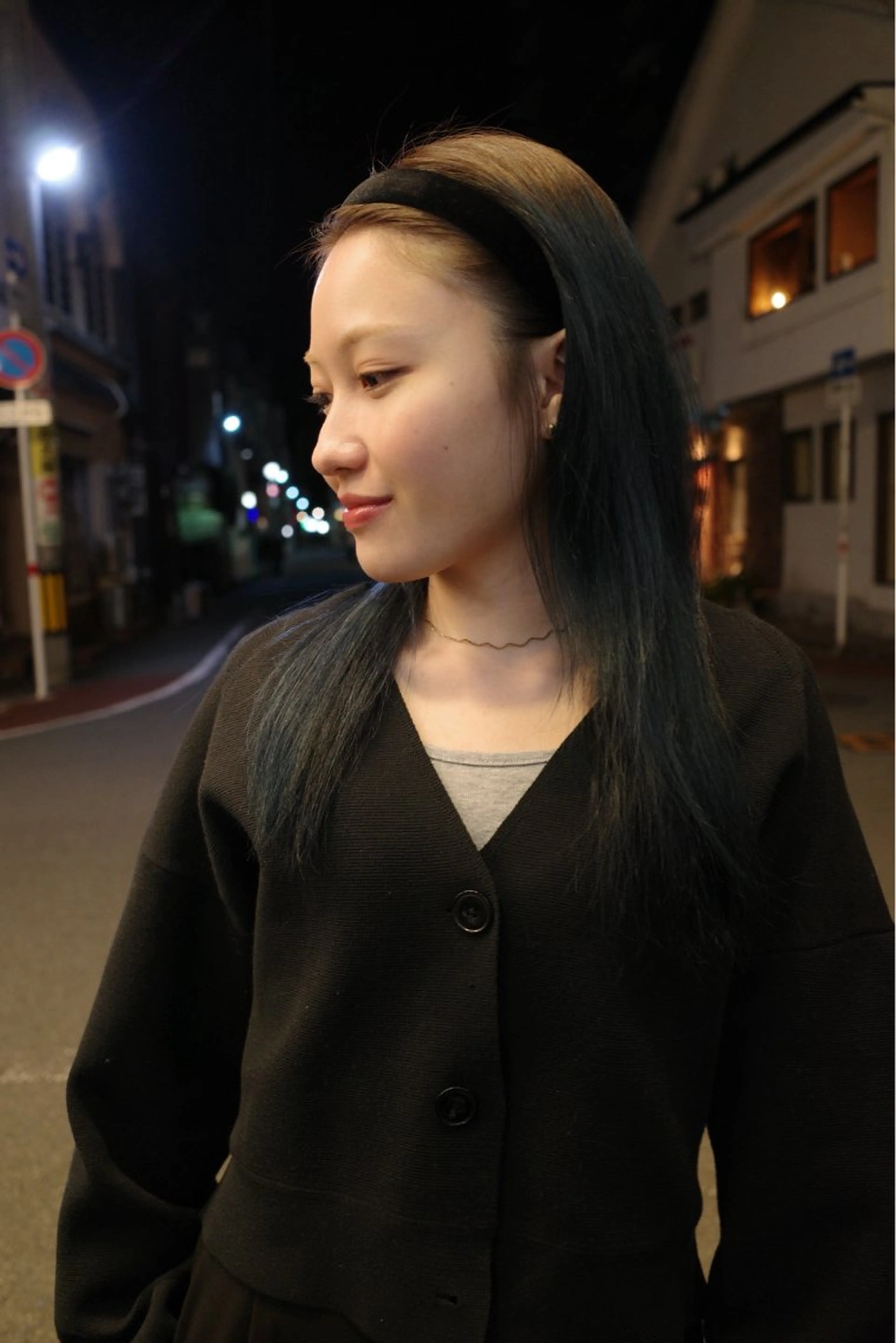 セミロング ヘアカラー COME G HEAD 上之裏所属・高木 青空のヘアスタイル