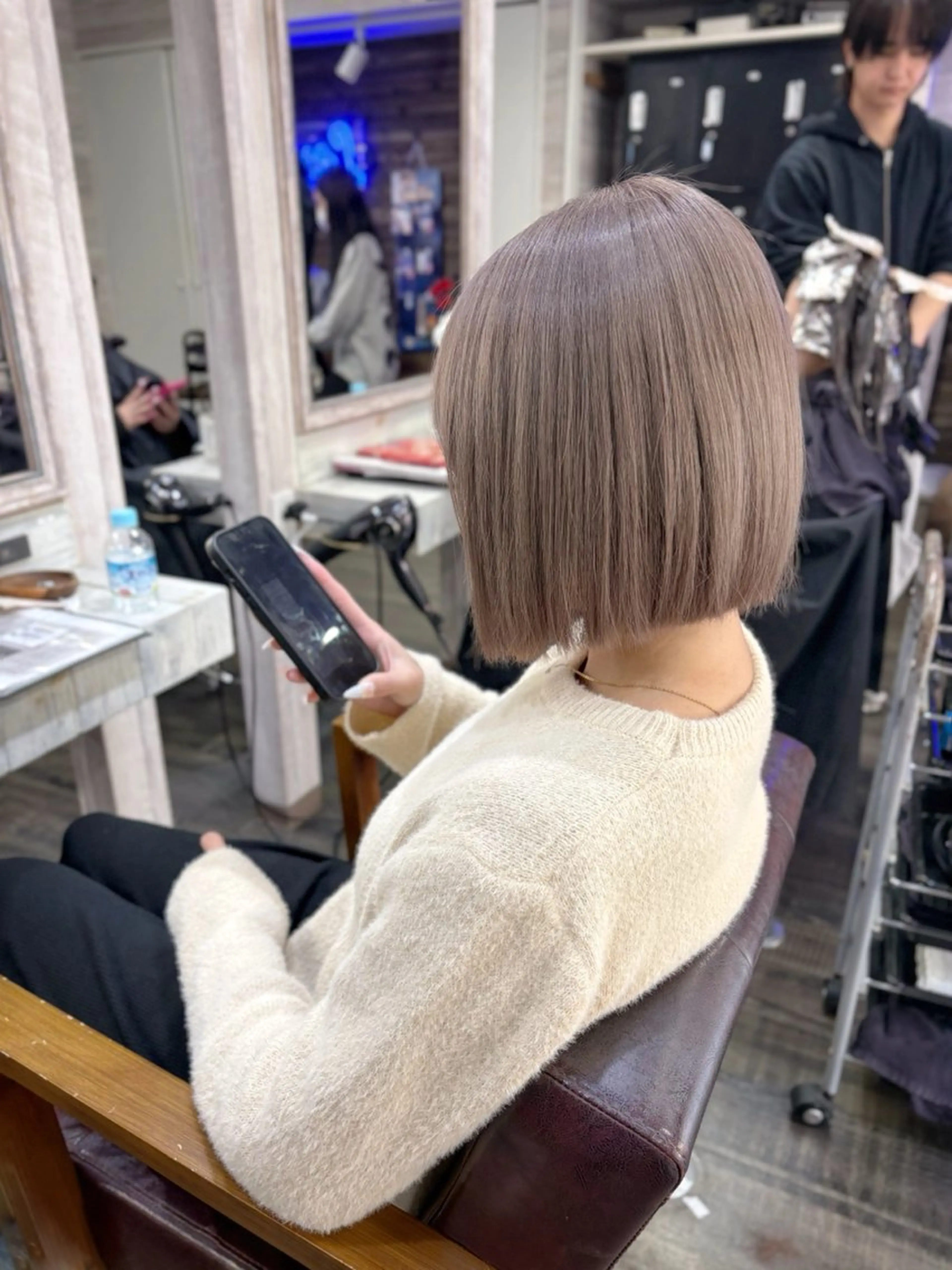ショート 前下がりボブ ボブ ヘアカラー トリートメント LOCO/ Ko-kiのヘアスタイル