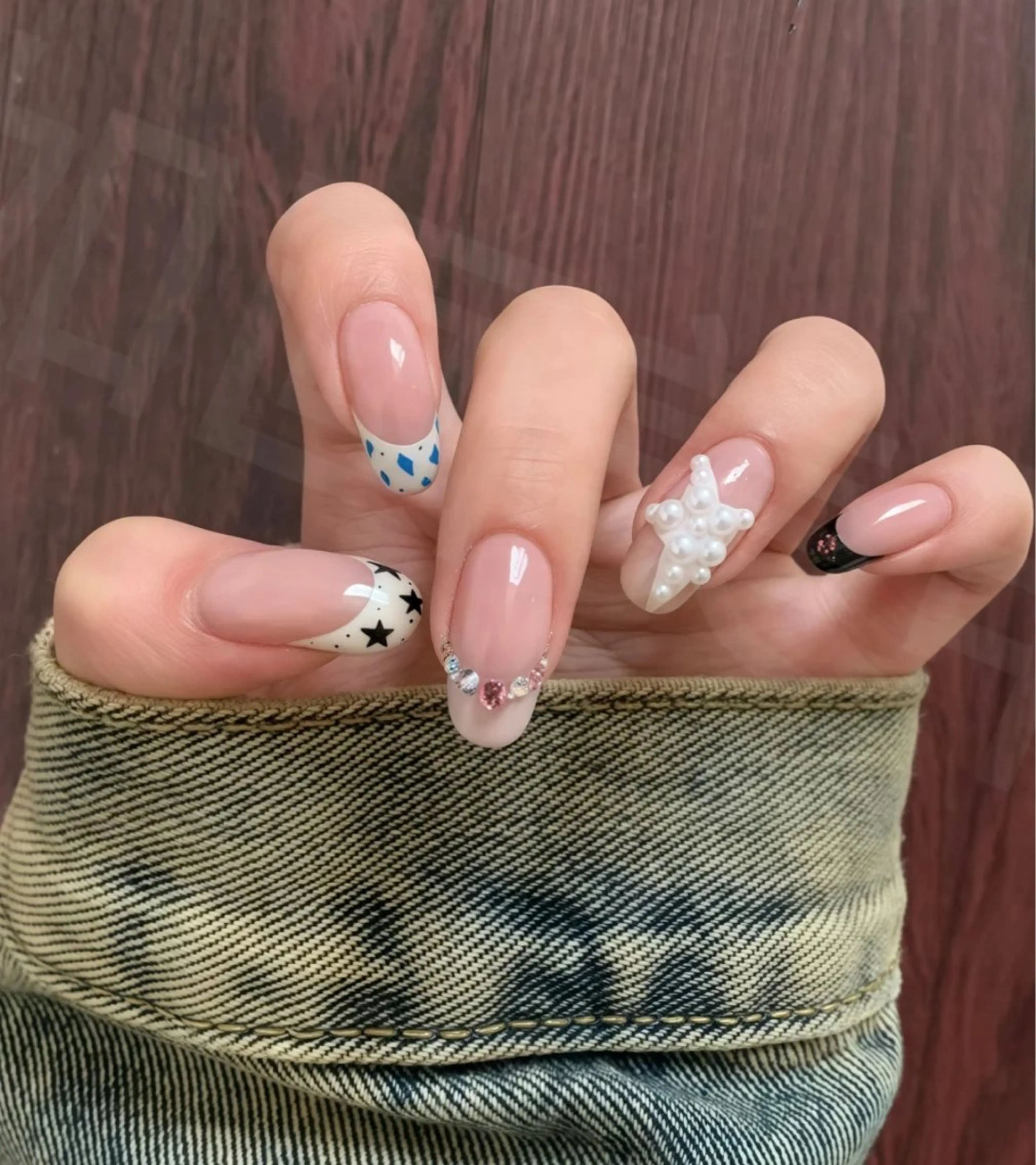 JRネイリスト　チップ長さだし　フレンチ　オフありの写真