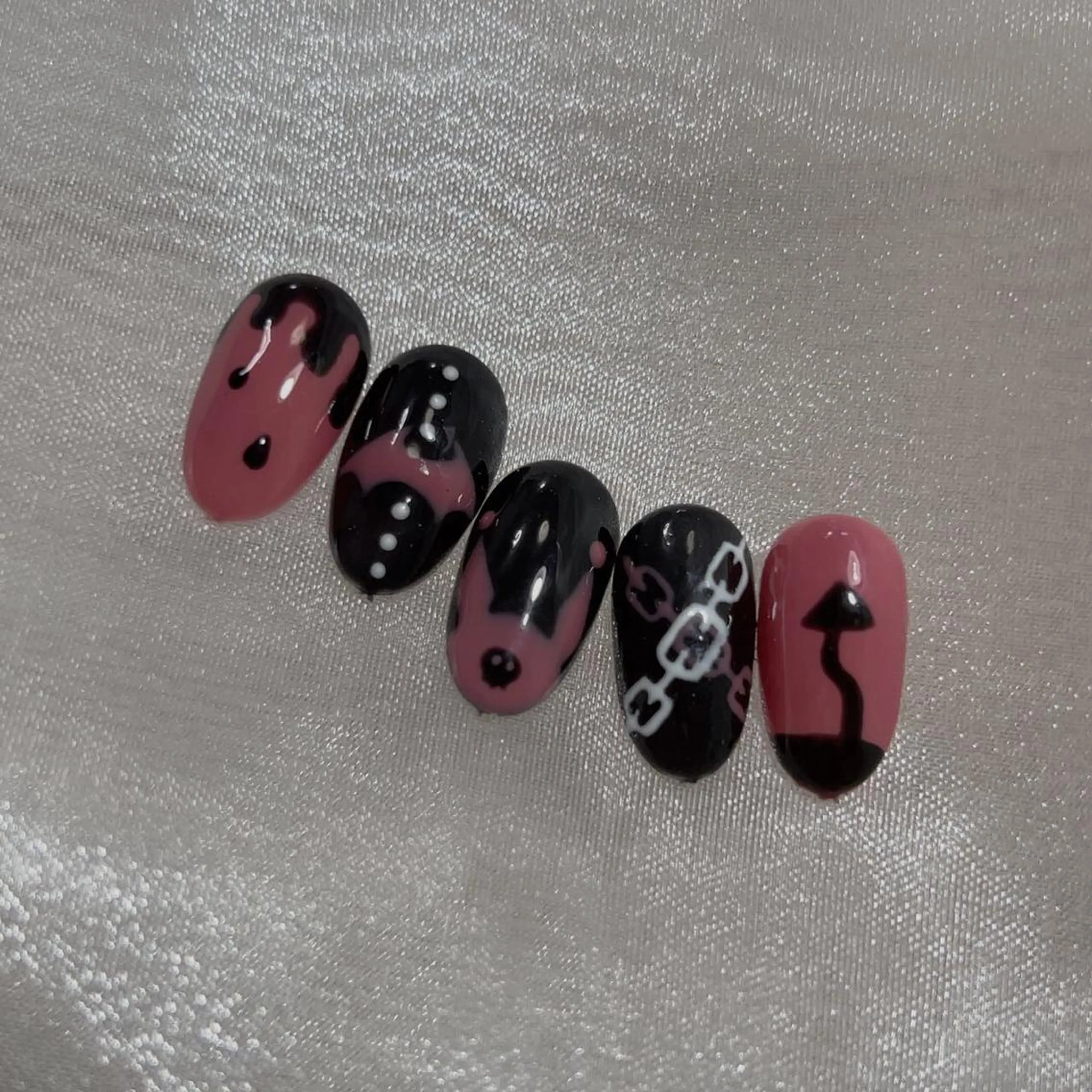 ネイル ハンドネイル リ サのネイルデザイン