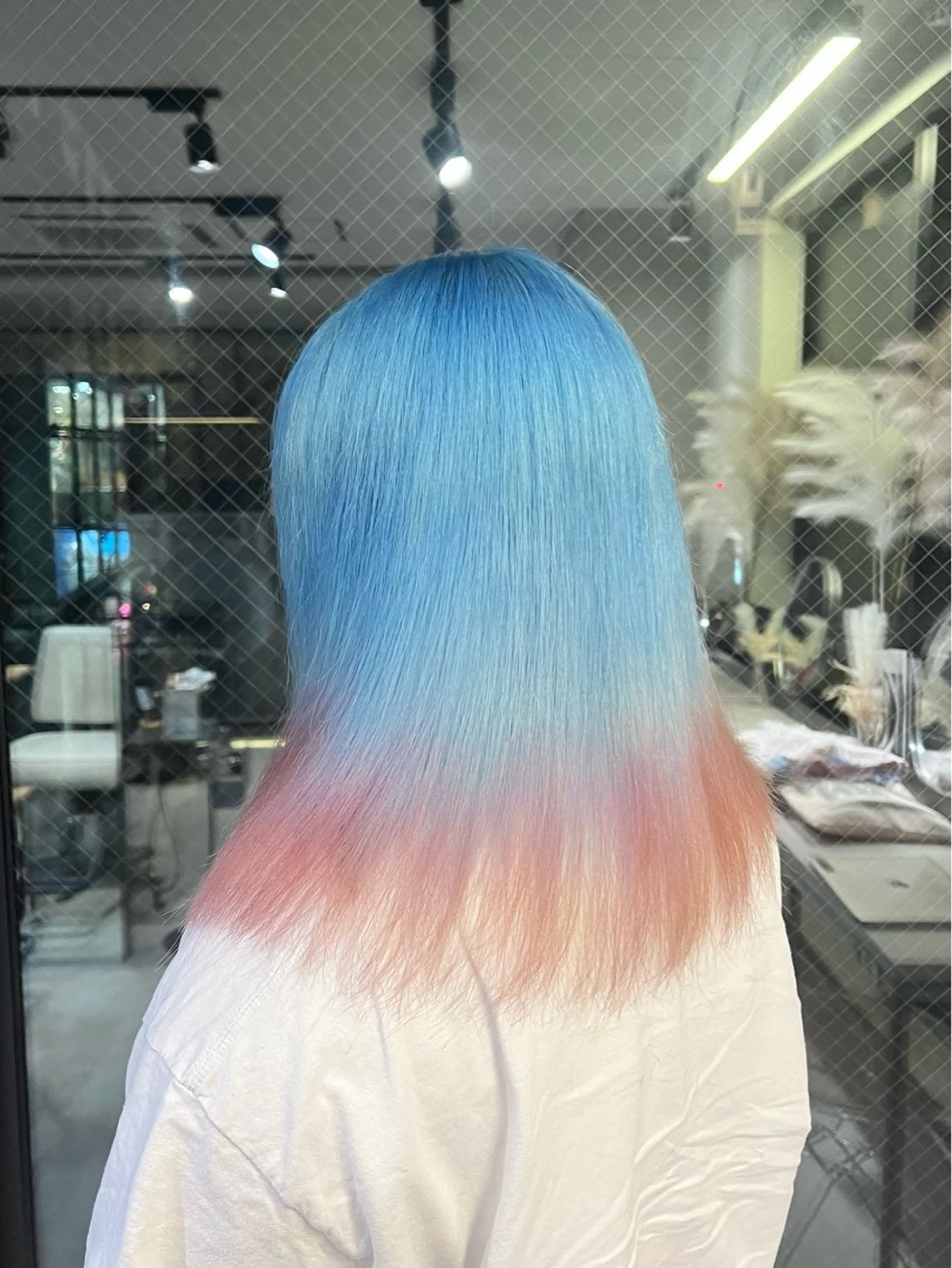 ロング カラー ベージュカラー ブリーチ 抜きっぱなしブロンド ブロンド ブルーカラー Qin Shaire salon所属・SHONOSUKE/ 原宿/ハイトーン特化のヘアスタイル