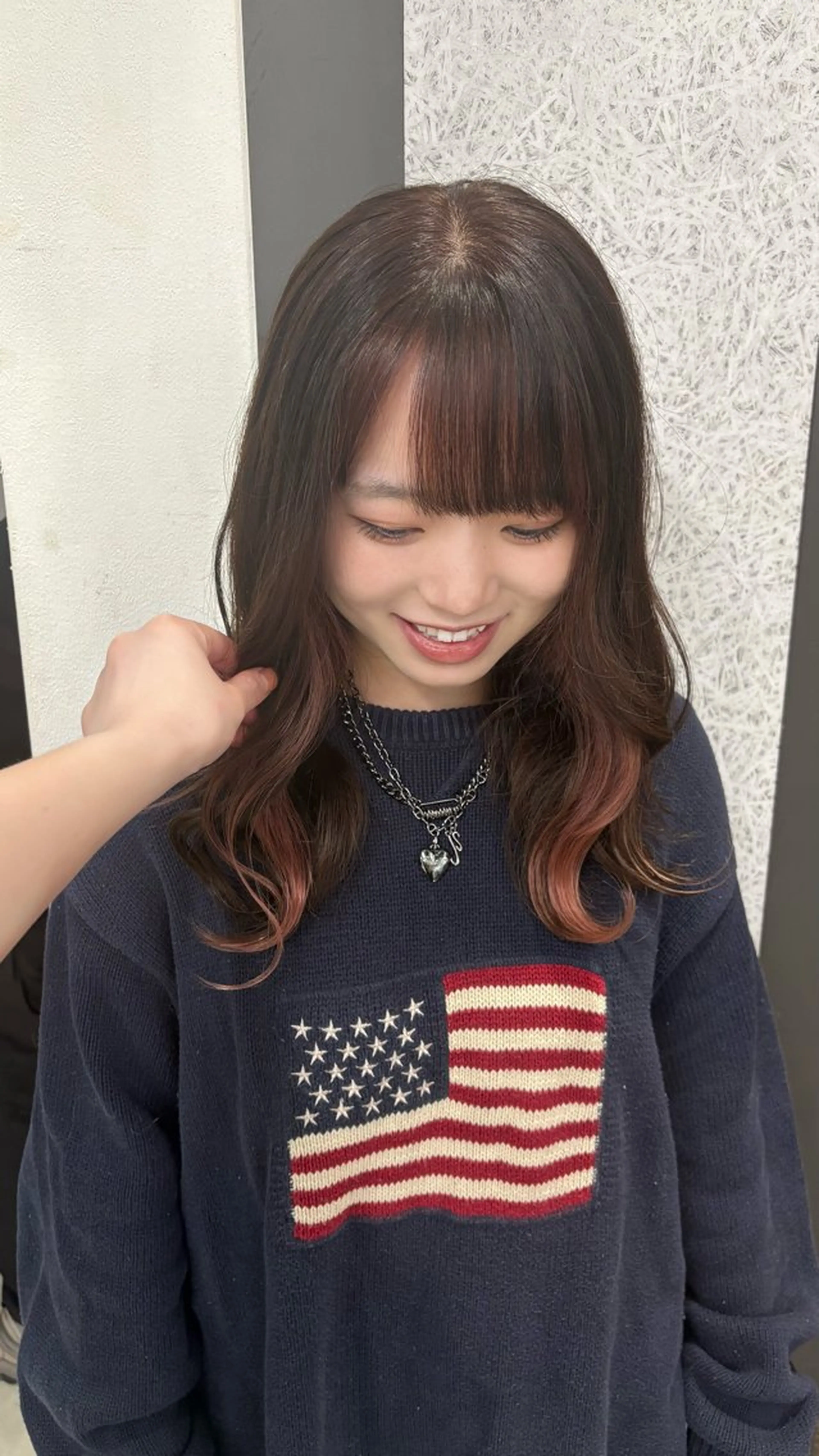 ロング カラー ヘアカラー ダメージレスブリーチ デザイン．咲良のヘアスタイル