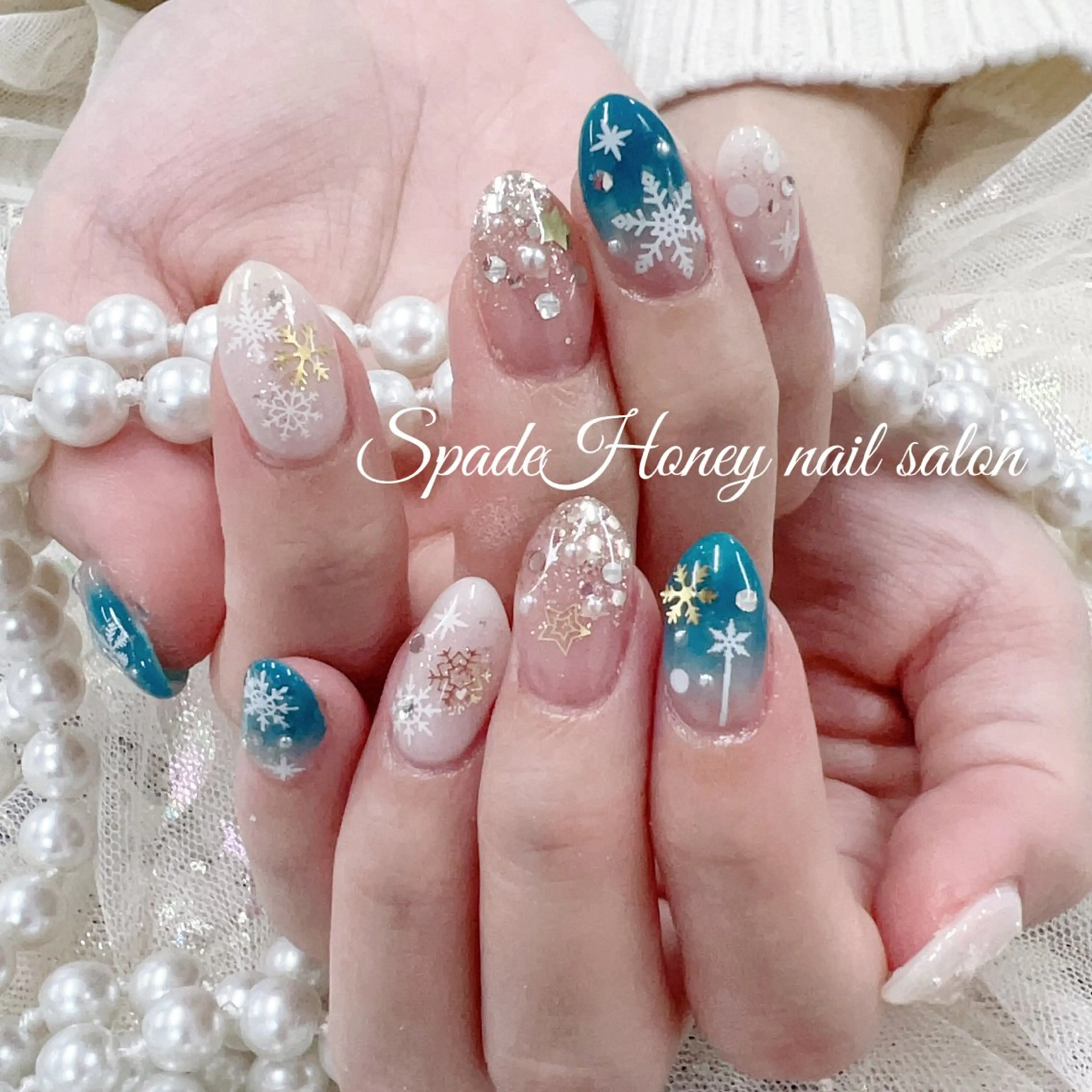ネイル オーロラネイル 長さ出し フレンチネイル ガーリー キラキラネイル SpadeHoney ♠️✨のネイルデザイン