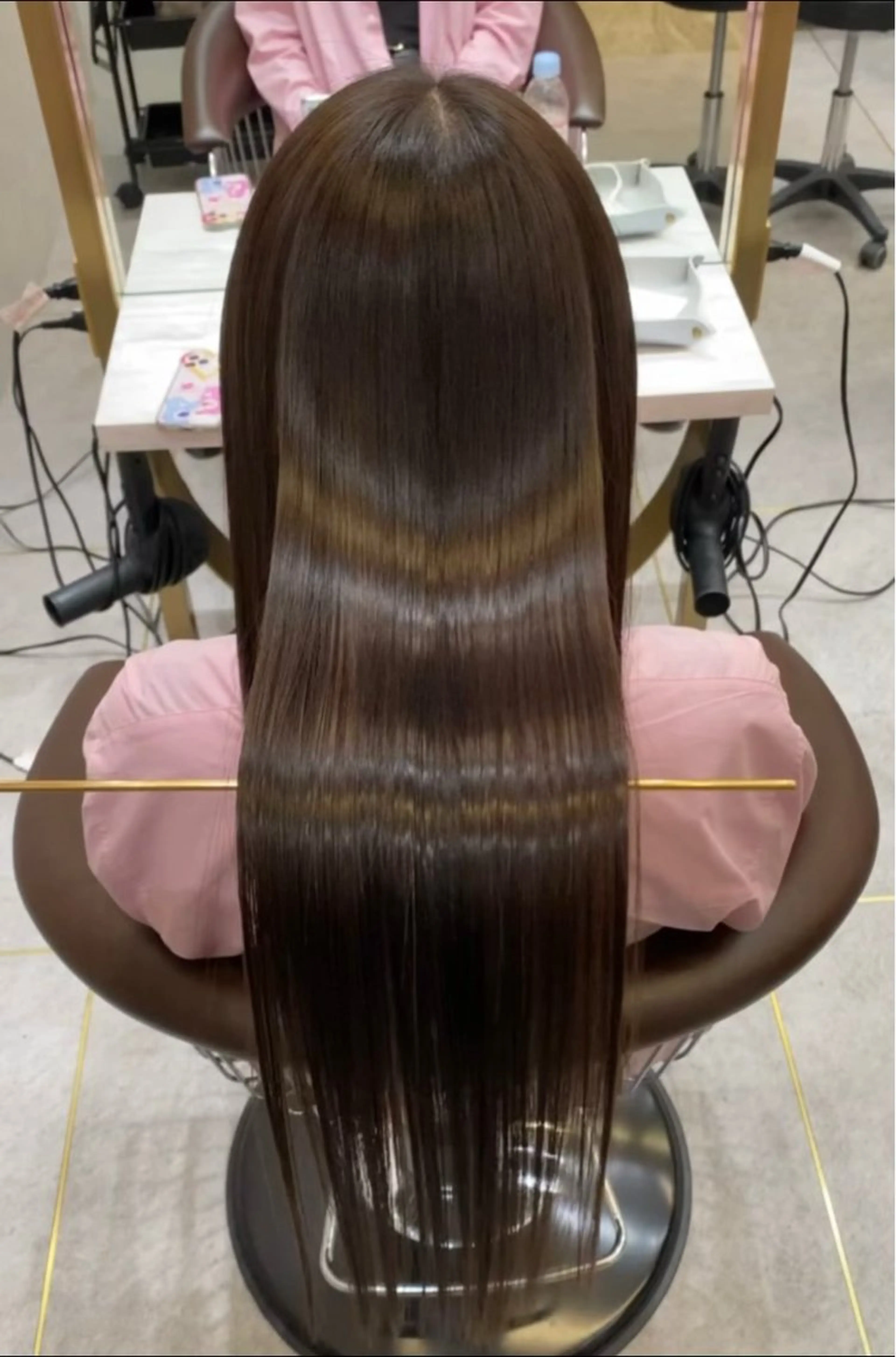 ロング パーマ 髪質改善 レイヤーカット 縮毛矯正 【美髪矯正】 吉村　清志のヘアスタイル