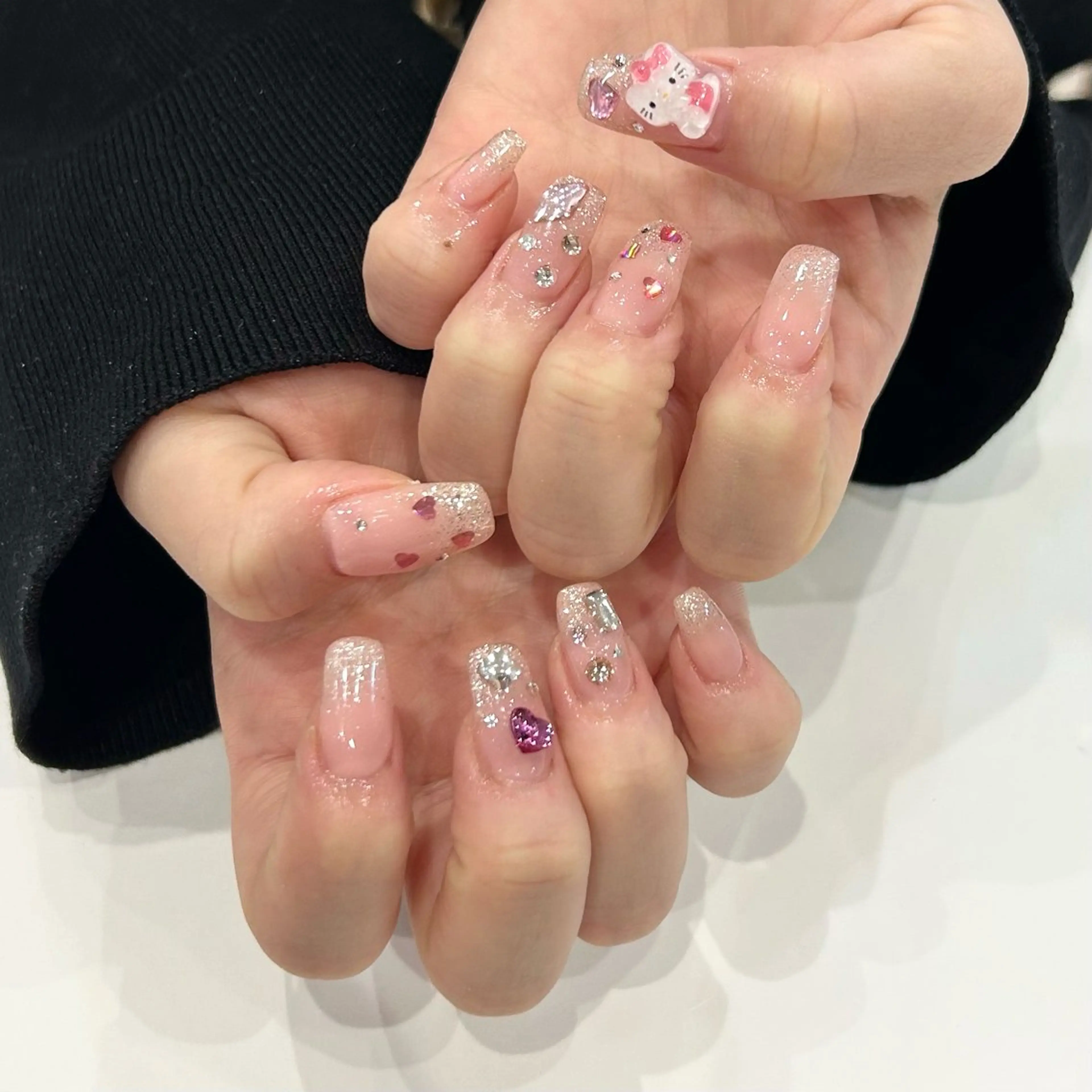 ネイル ハンドネイル nail ♡" Riri韓国ガーリーのネイルデザイン