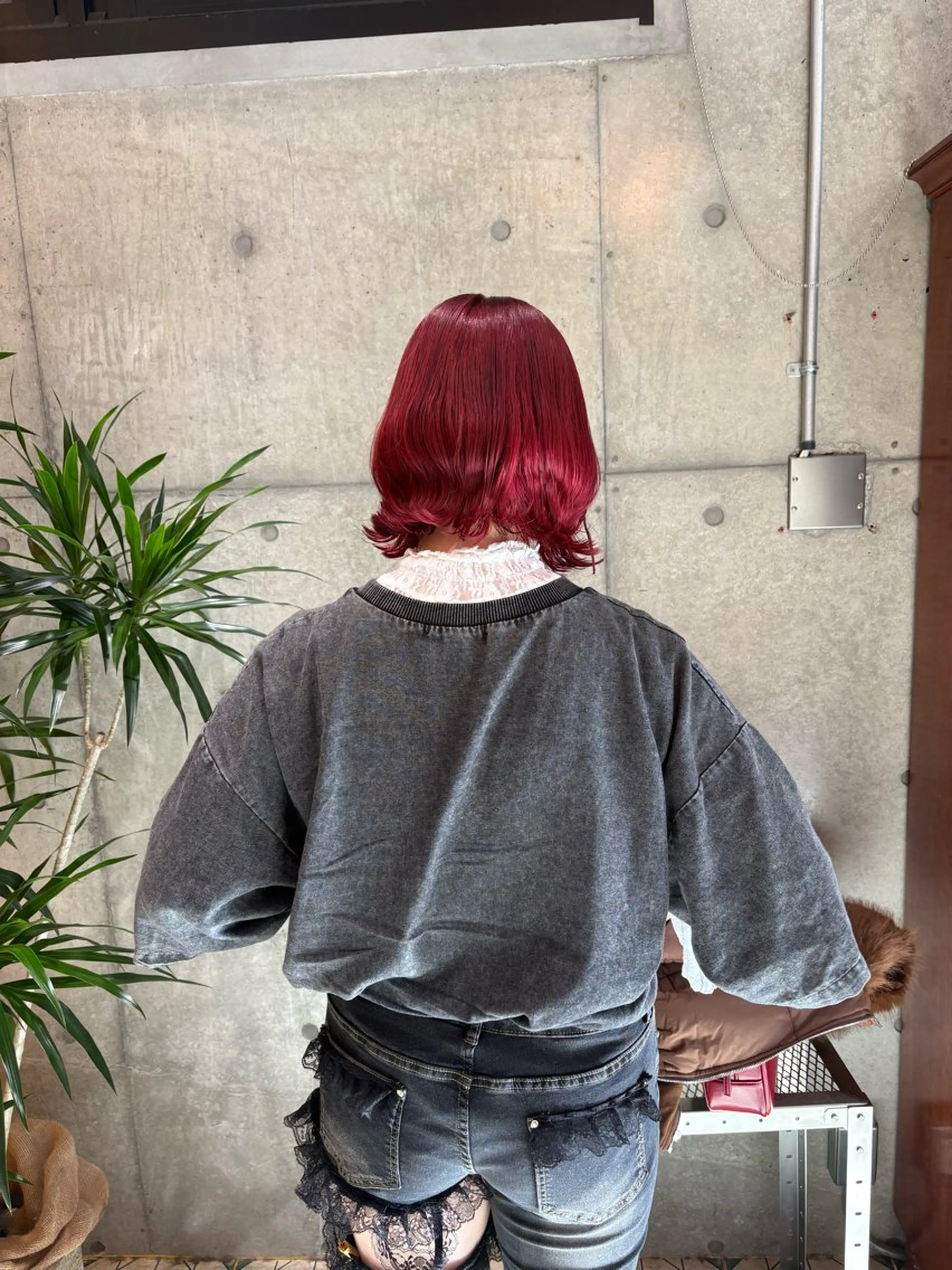 ミディアム colorlist 🖤SARASAのヘアスタイル