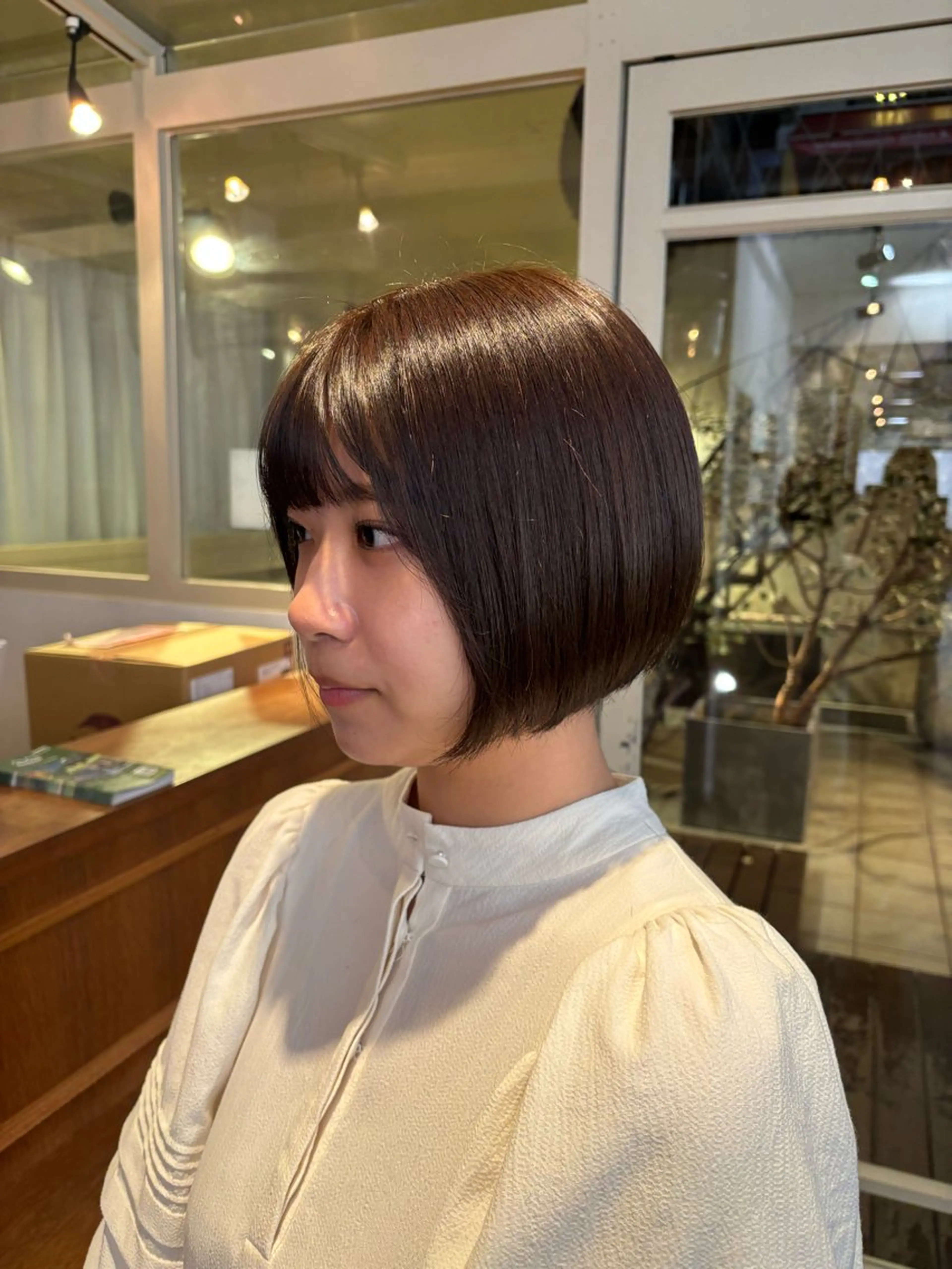 ミディアム カラー くいた あやなのヘアスタイル