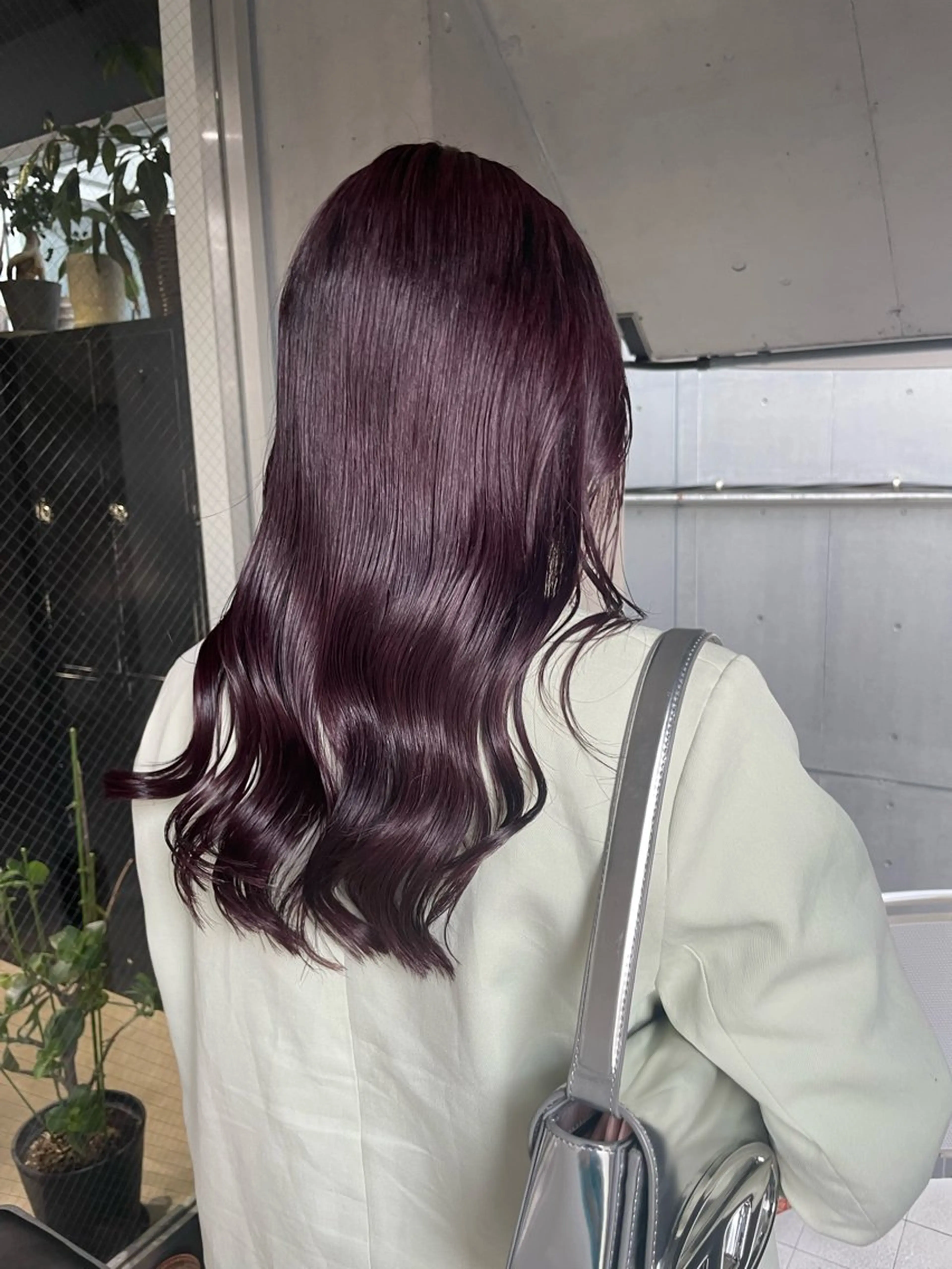 ミディアム カラー ブリーチ ヘアセット ミルクティーベージュ ブリーチ🖤サヤカのヘアスタイル