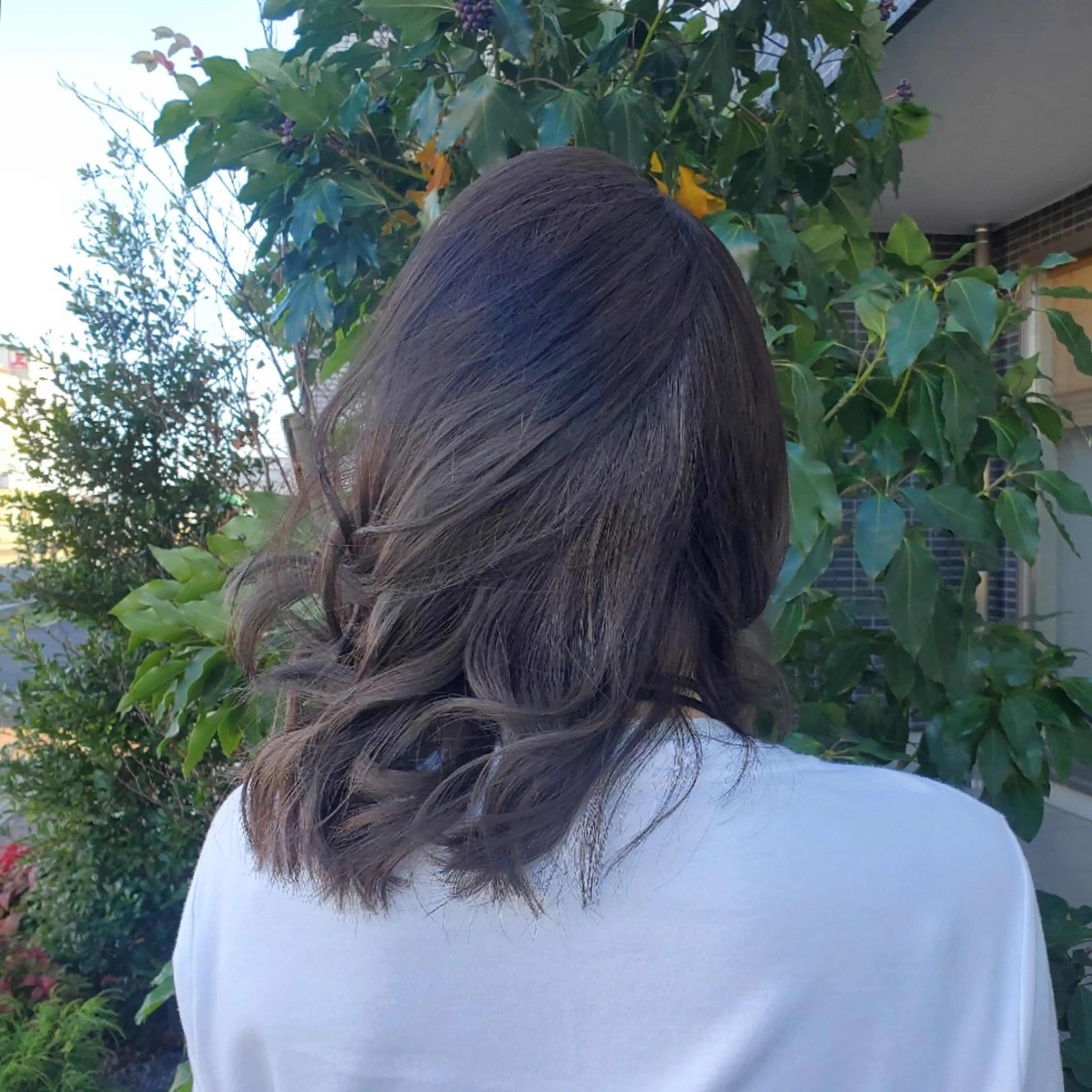 セミロング est calla(エストカラー)浦和美園所属・あさみ /スパニスト・アシのヘアスタイル