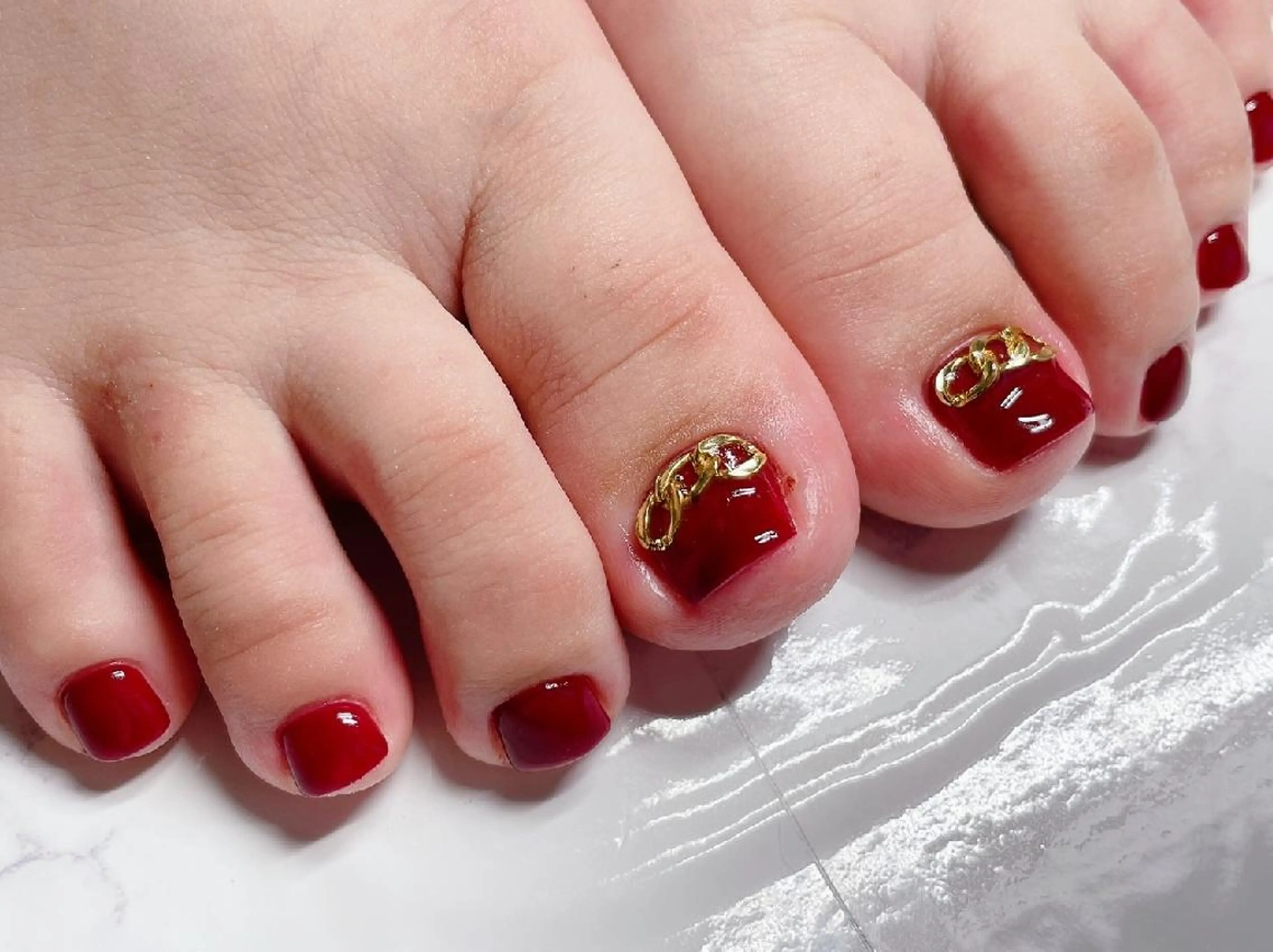 ネイル ボルドー 佐藤 結衣のネイルデザイン