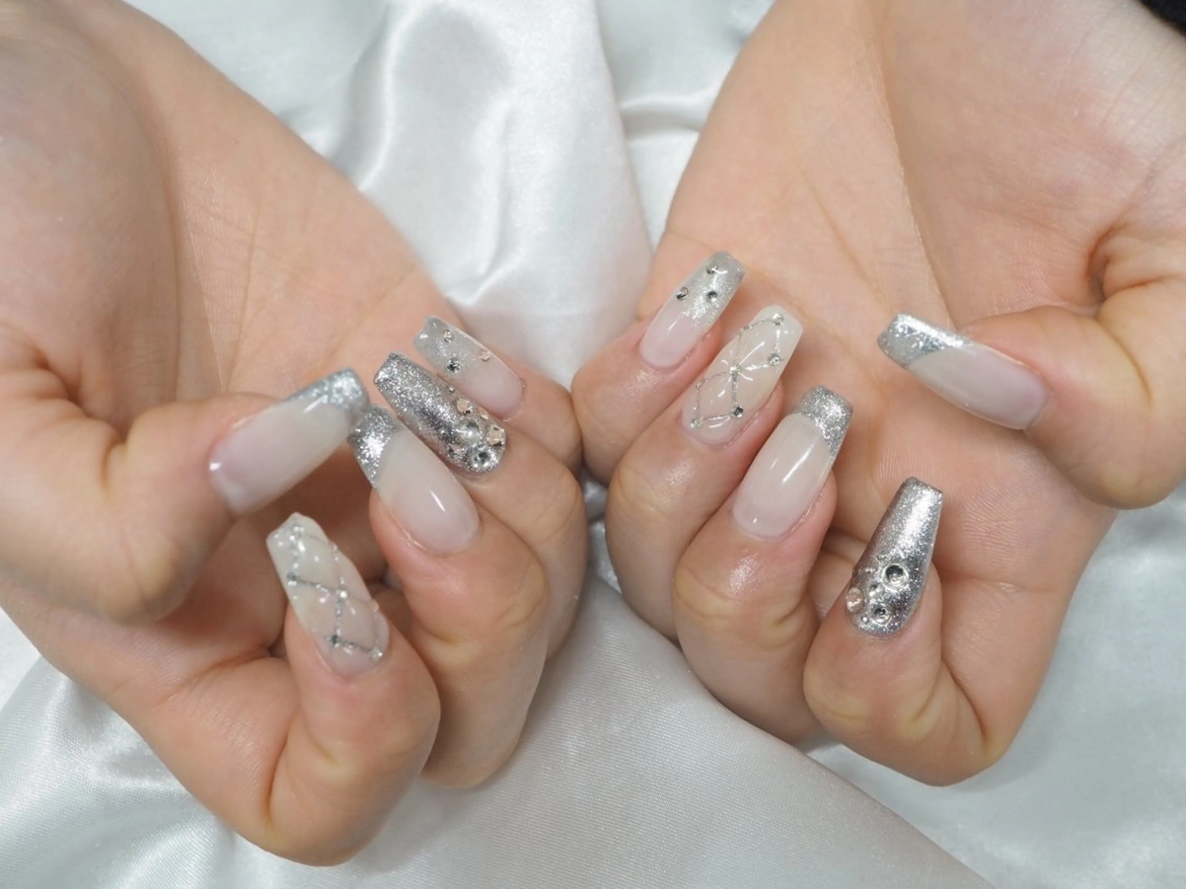 ネイル ハンドネイル 中江 彩芽のネイルデザイン