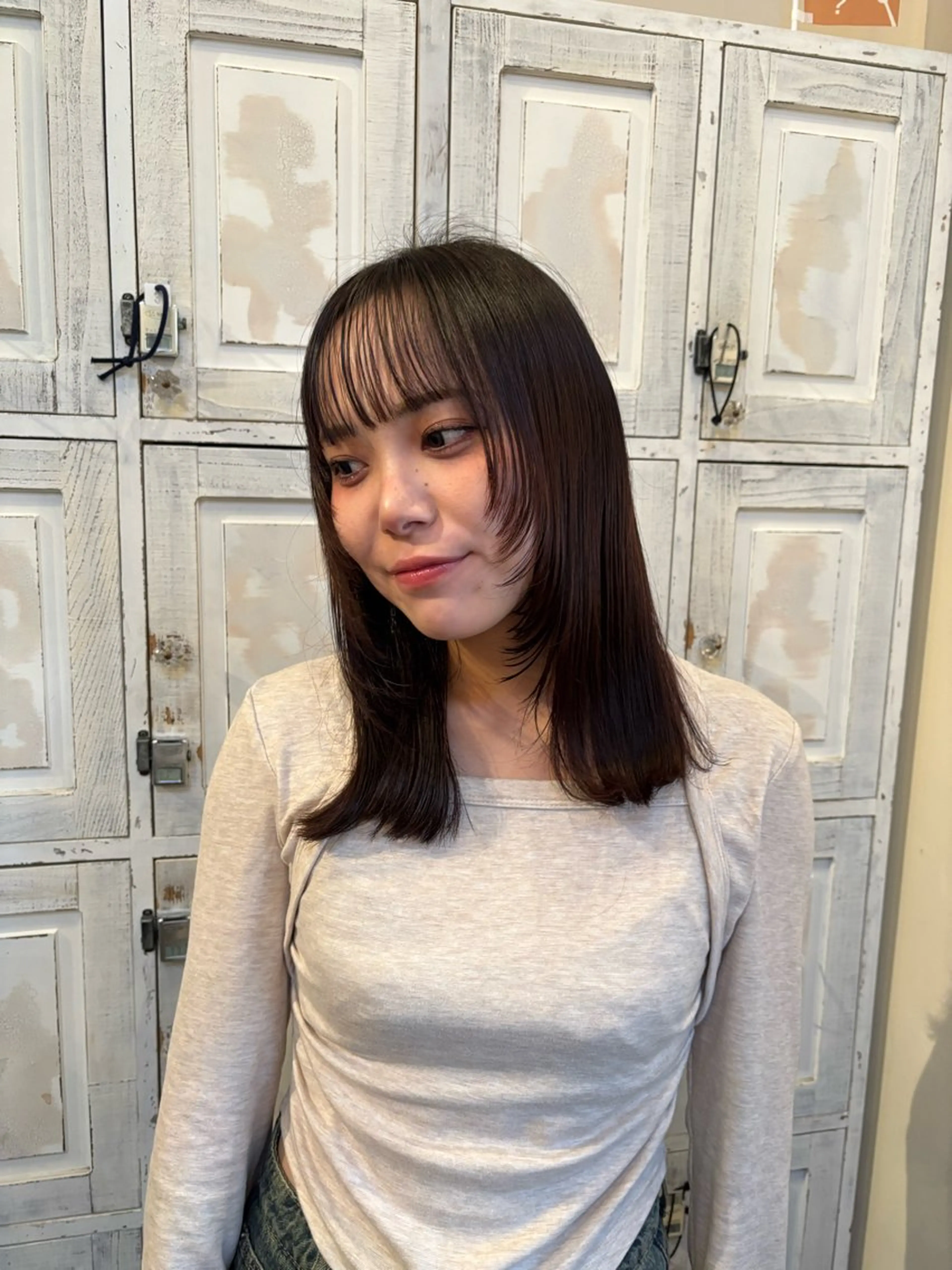 ミディアム カラー カット ヘアカラー トリートメント 大竹 萌々香のヘアスタイル