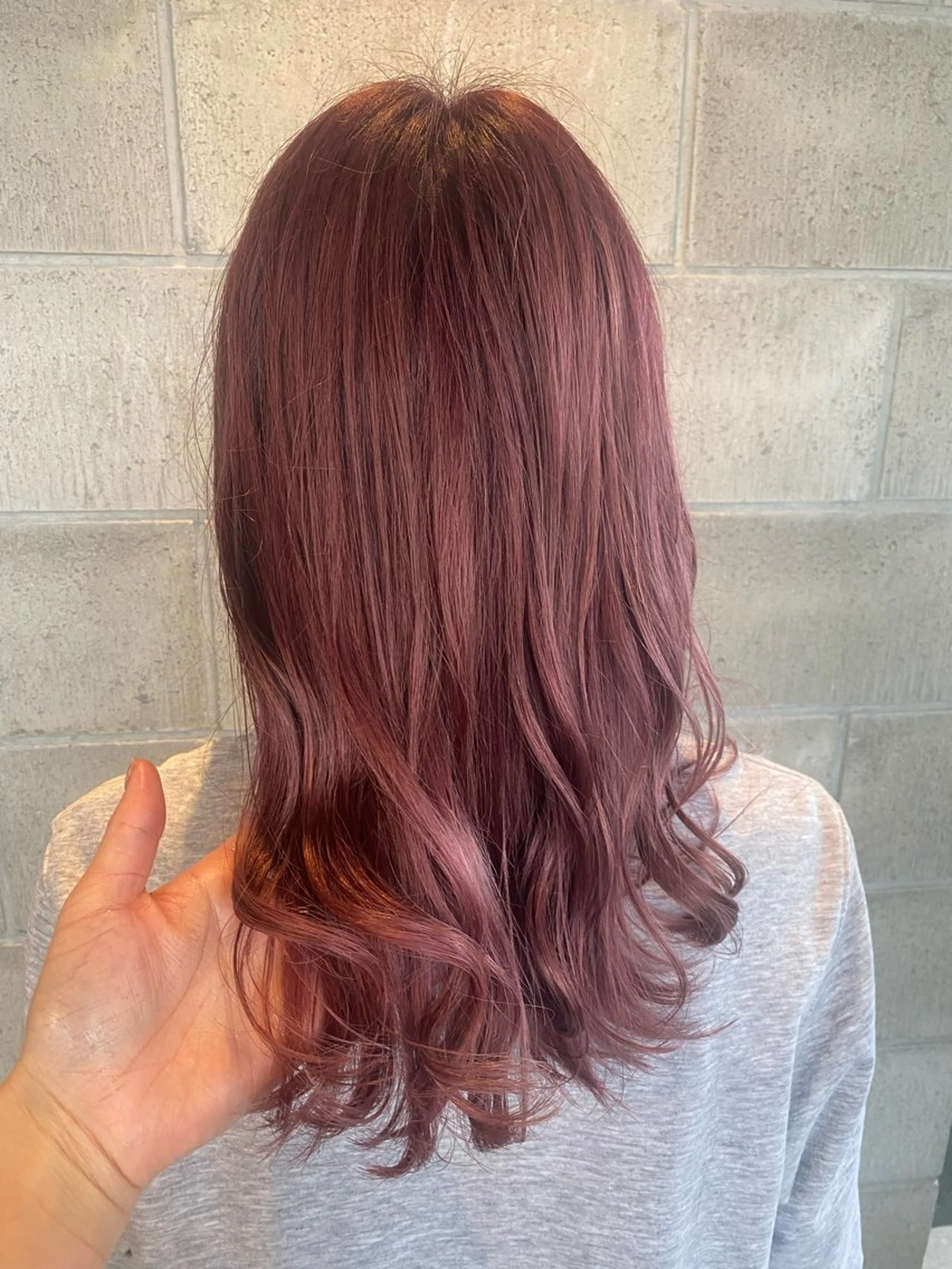 ロング ヘアカラー トリートメント 艶髪・透明感カラー・ 韓国ヘア・Yuriのヘアスタイル