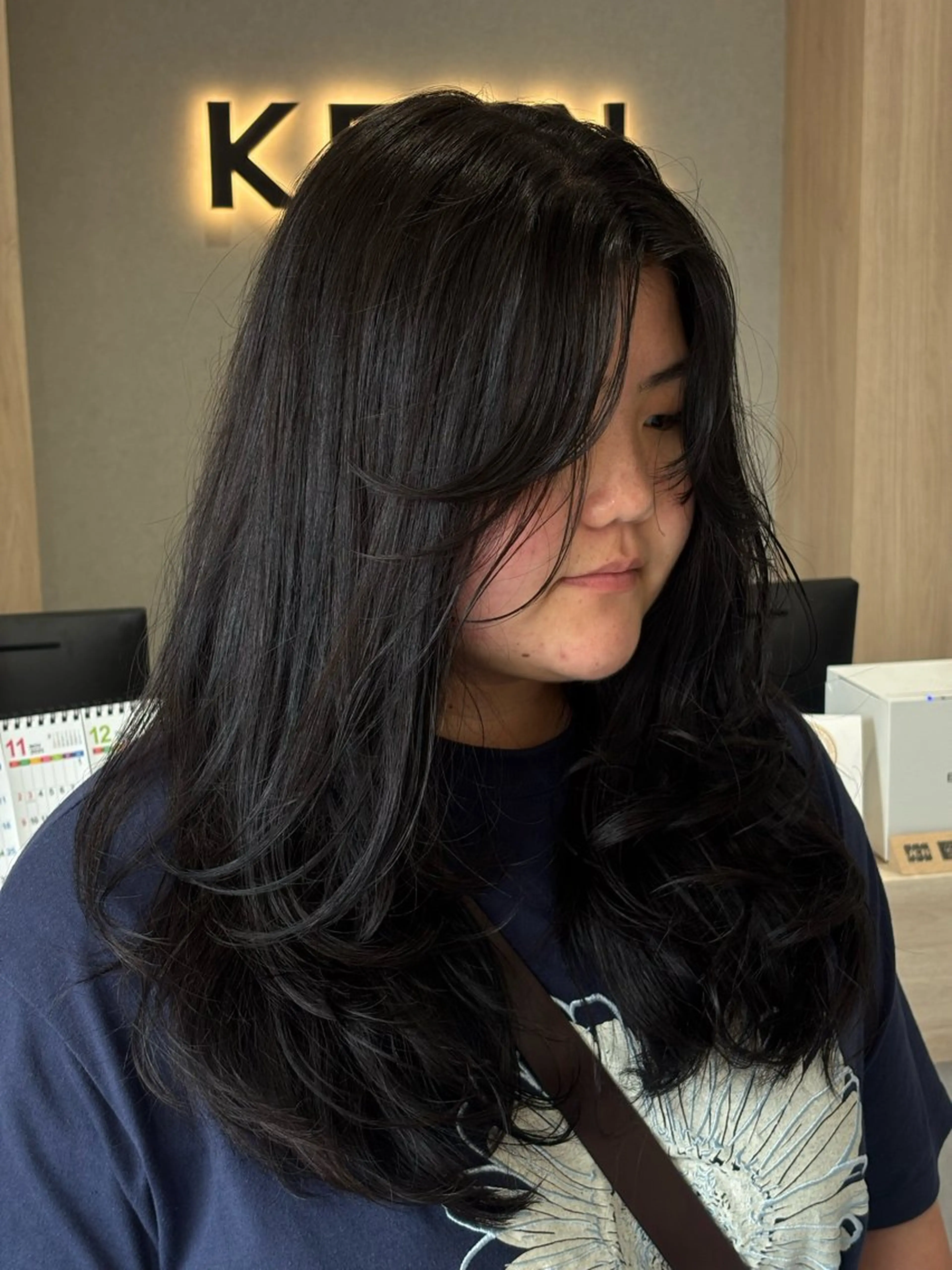 ロング カット よこみぞ こなつのヘアスタイル